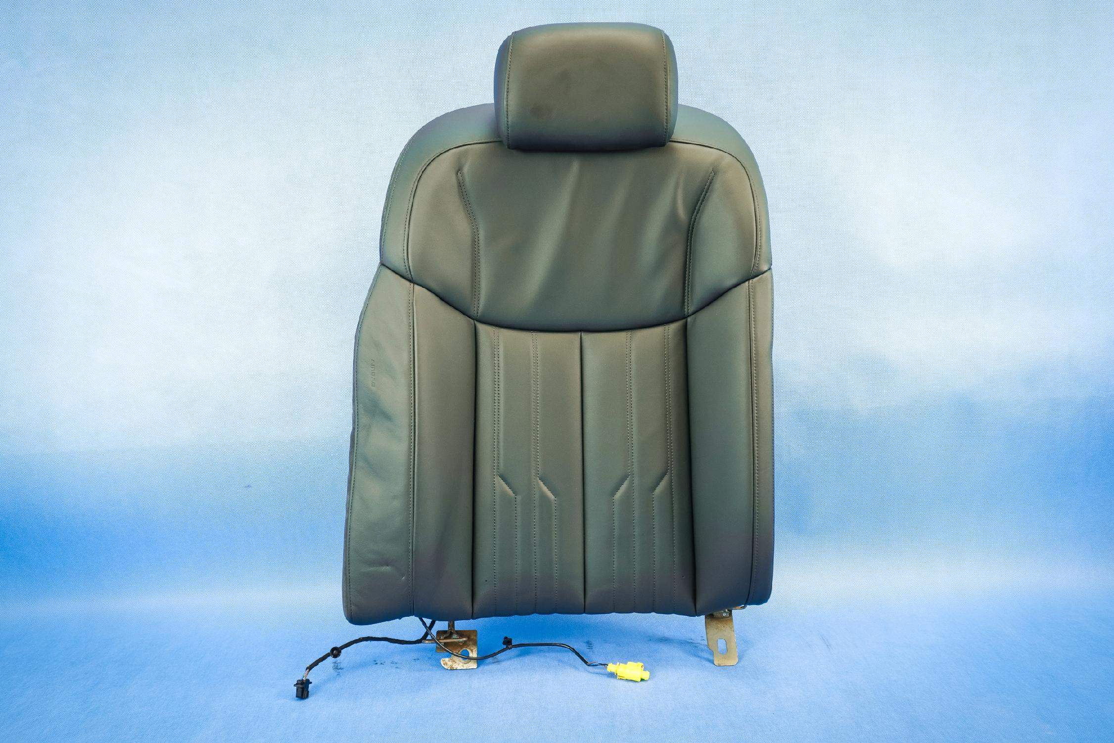 Oparcie hinten SITZ rechts Audi A8 4N D5