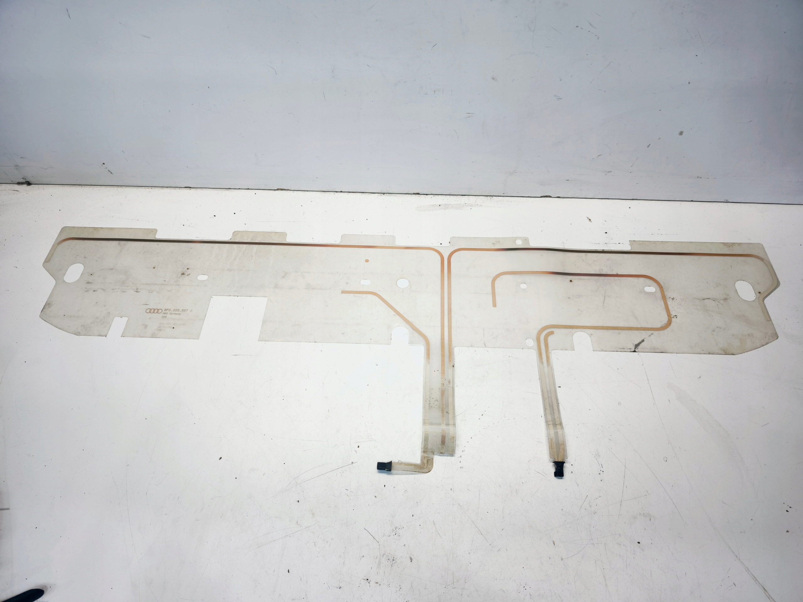 ANTENA verstärker antenne AUDI A5 8T CABRIO 8F0035507A