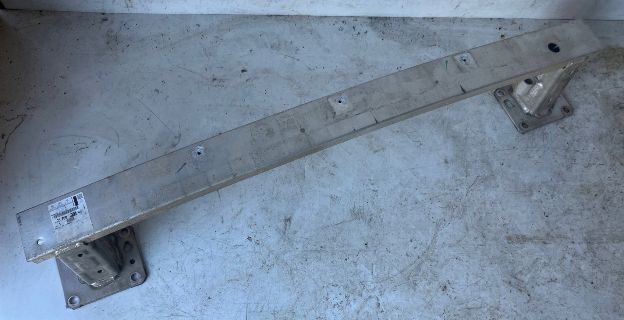 bumper support rear part CITROEN C4 GRAND PICASSO II 9676007180