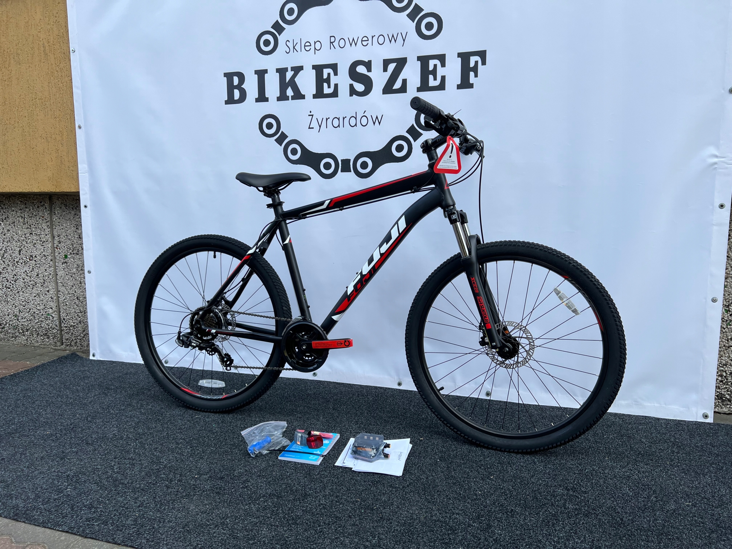 Nowy Fuji Nevada 3.0 27,5" Rozmiar XL 21 cali Shimano Tarczówki