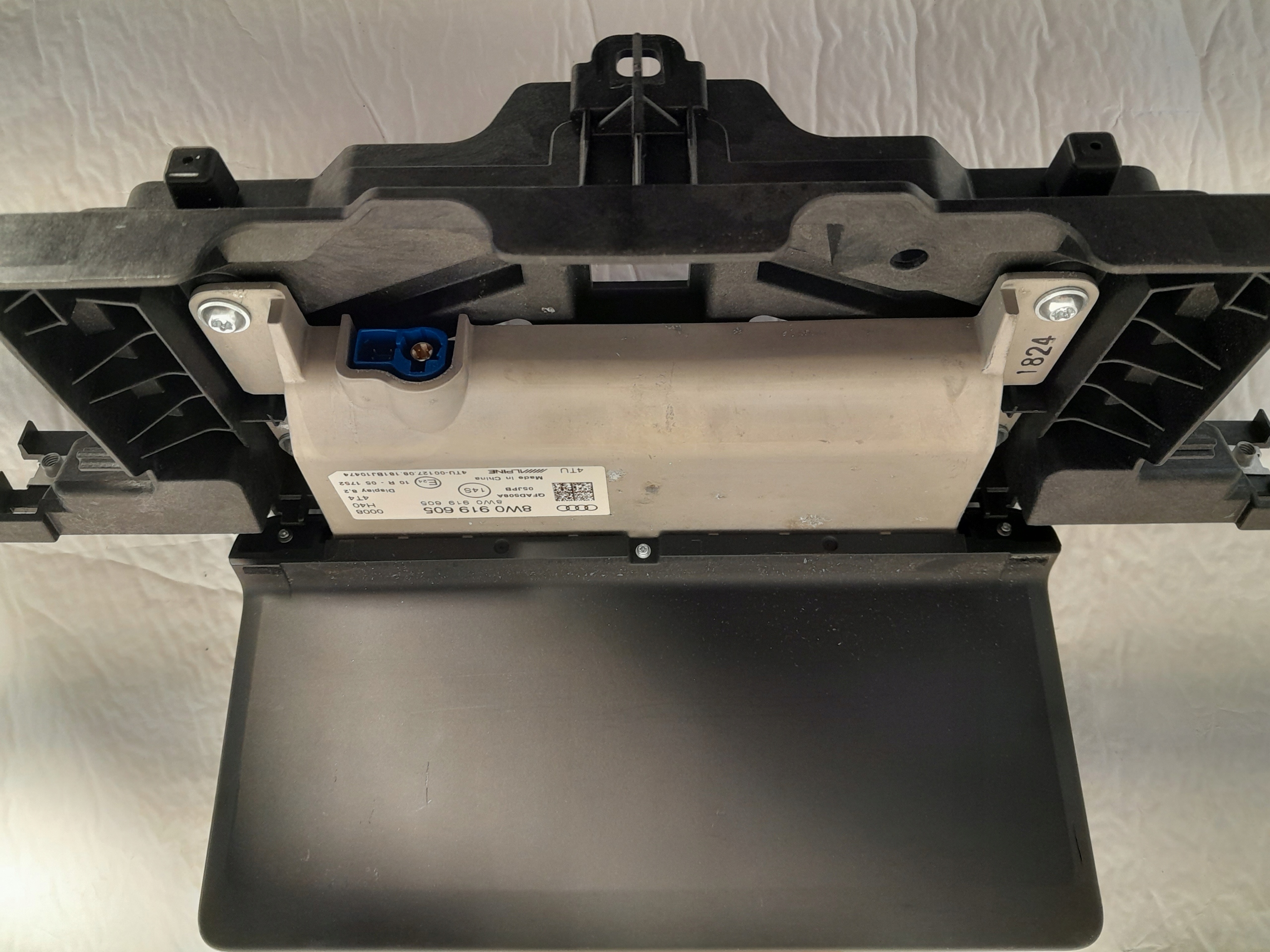 AUDI A4 B9 display MMI navigation 8W0919605