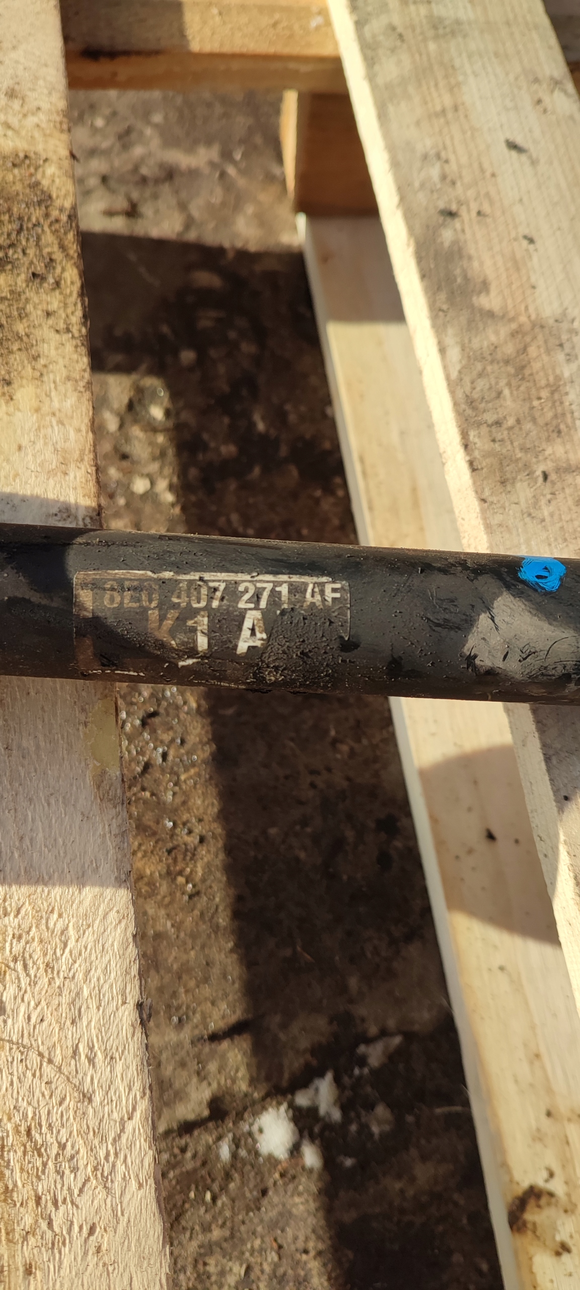 semi-axis Audi a4 b6 2.0 ALT 8E0407271AF