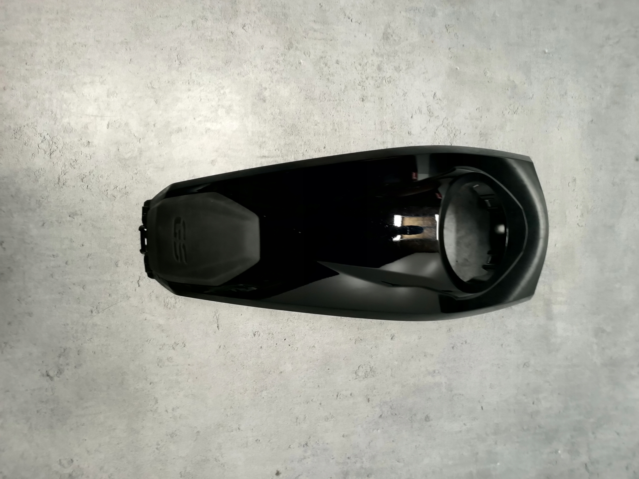 8561399 - BMW R 1250 GS 2022r K50 Кришка бака