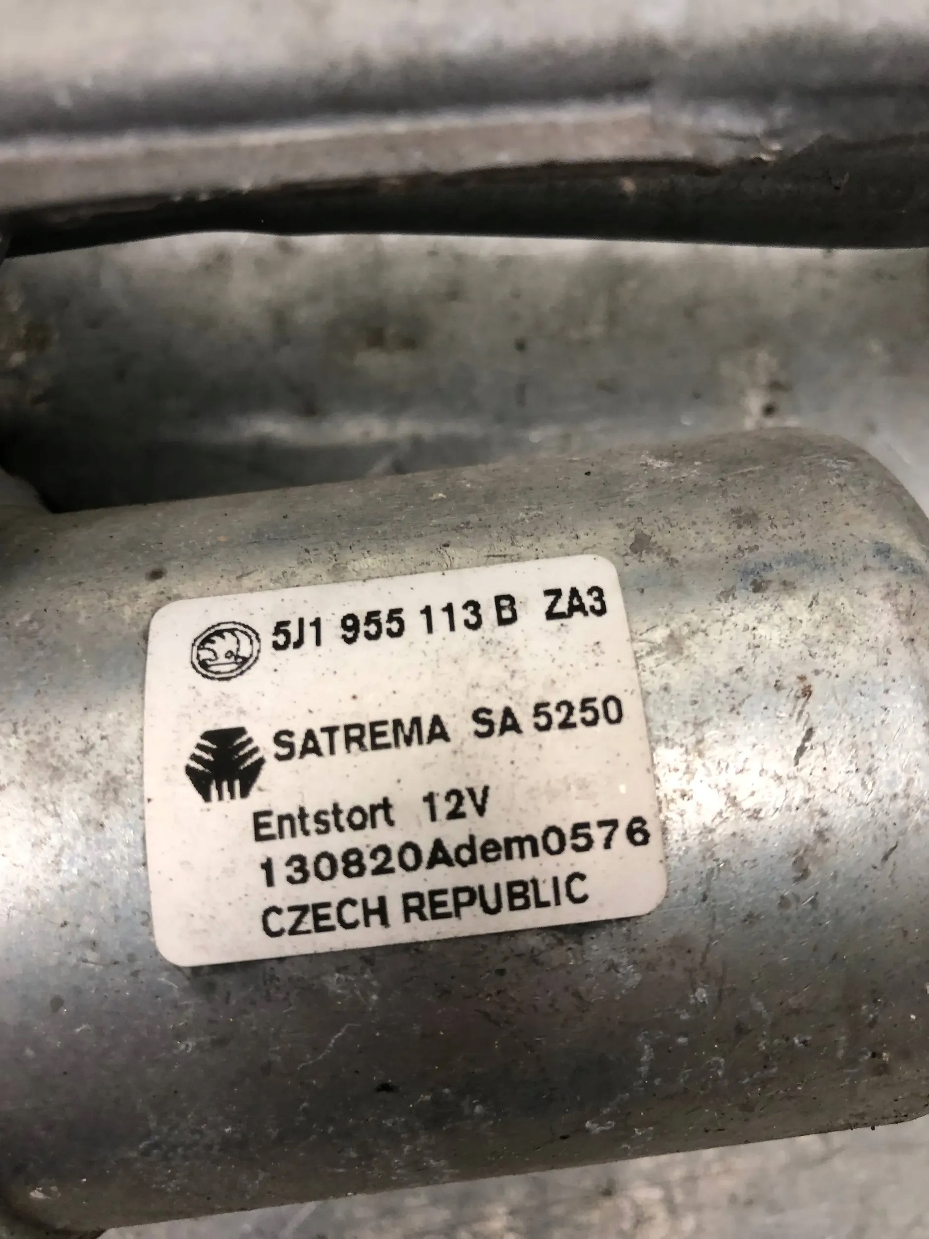 Wischergestänge SKODA FABIA II LIFT 5J1955113B