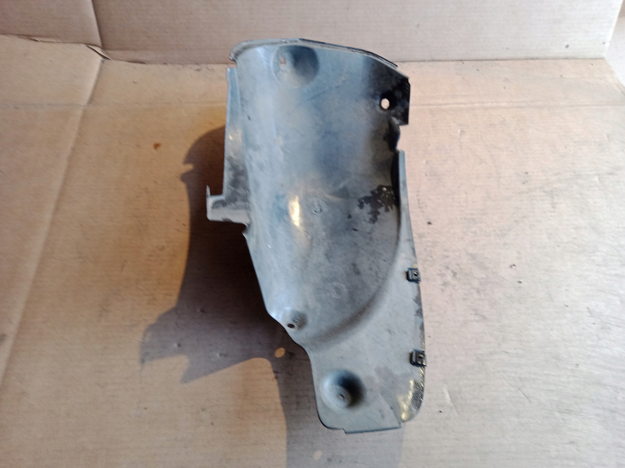 HYUNDAI SONATA mudguard left rear part 86821-3K000 06R