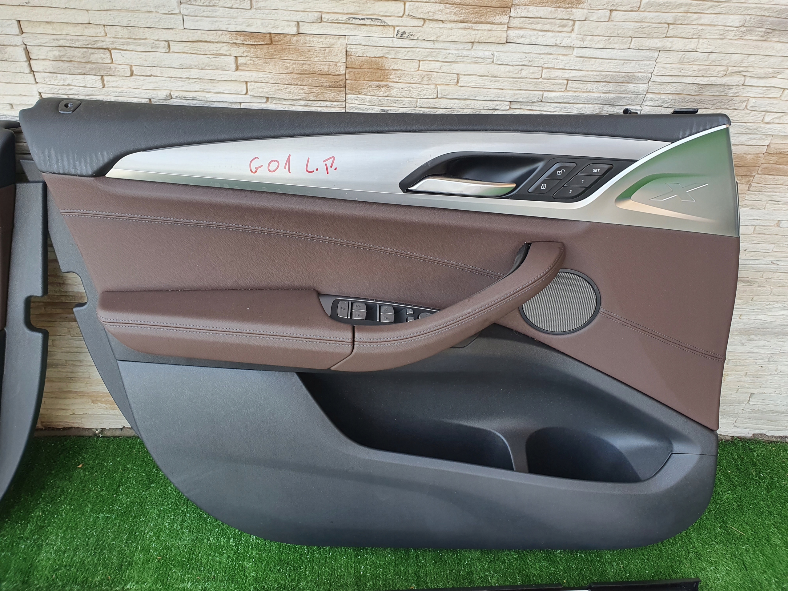 обивка Двери BMW X3 G01