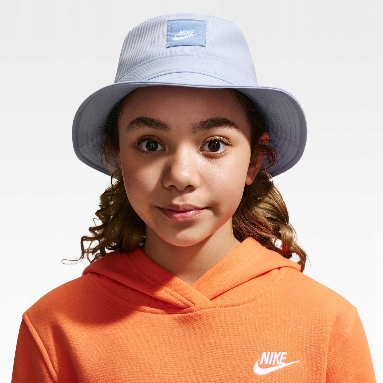 Klobouky Nike Apex