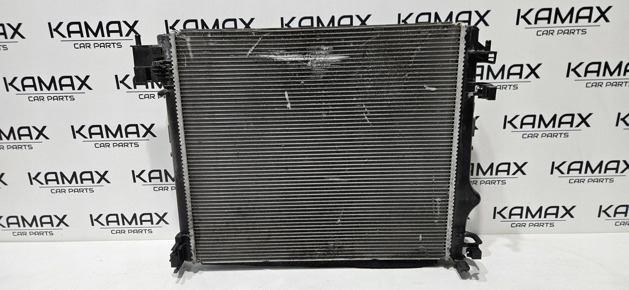 chladič vody ventilátor NISSAN QASHQAI III J12 21- Originál 21481-6UB0A
