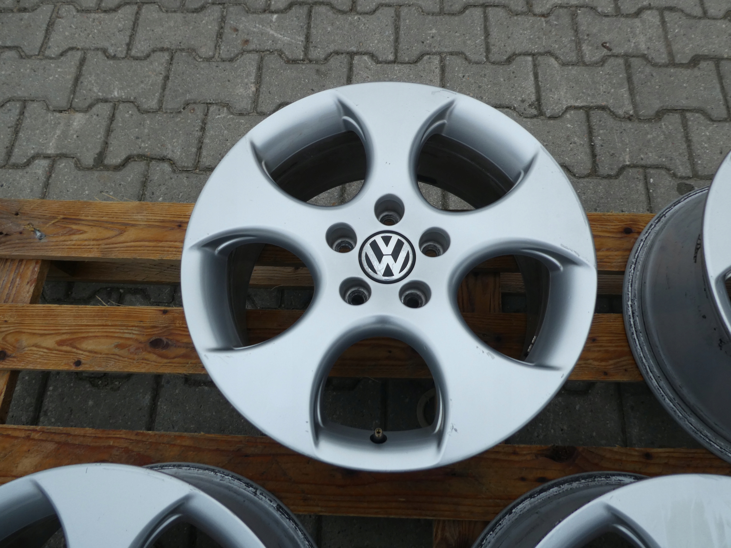 4X discs aluminium disc 1K0601025BB VW 5X112