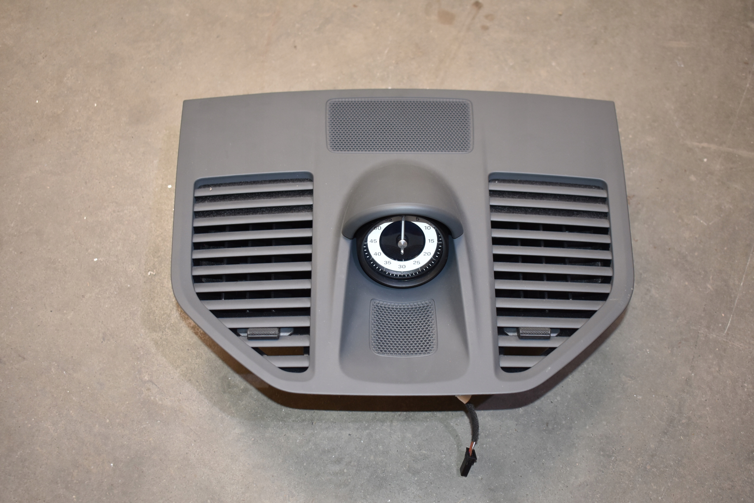 IDEALNA Grille Console STOPER PORSCHE 992 1