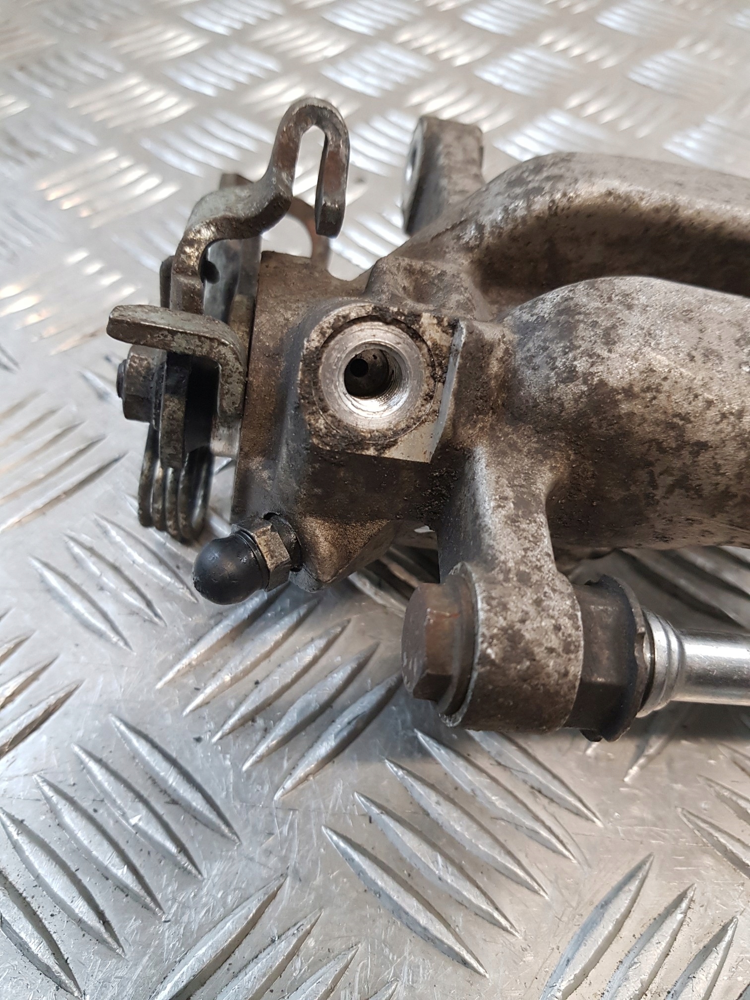 caliper brake left rear part OPEL ASTRA G HB 03R