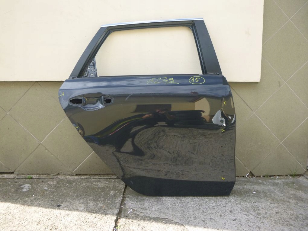 KIA CEED 3 III KOMBI 2018- door right rear.
