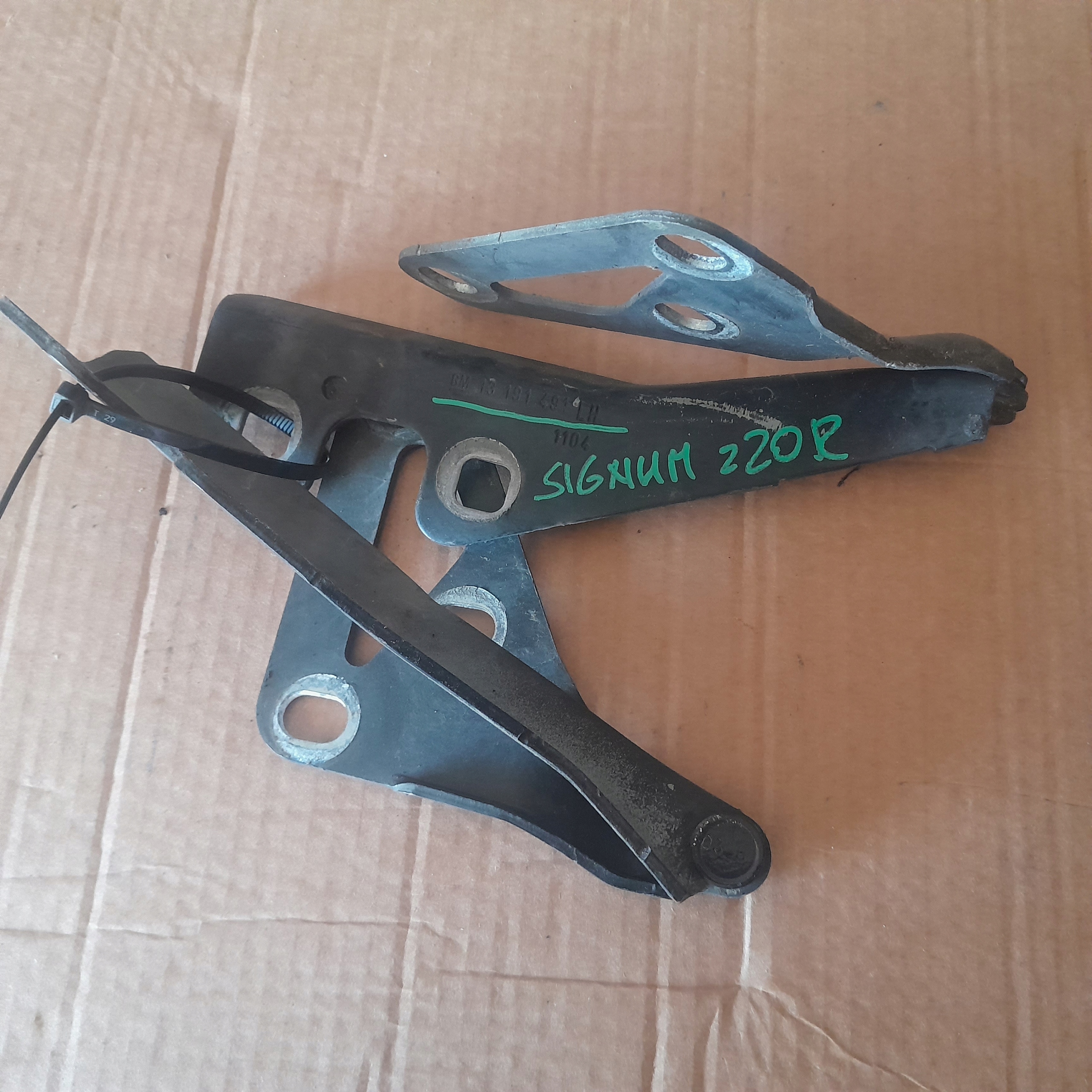 ZAWIAS ZAWIASY MASKI VECTRA C SIGNUM Z20R 13191491 13191492