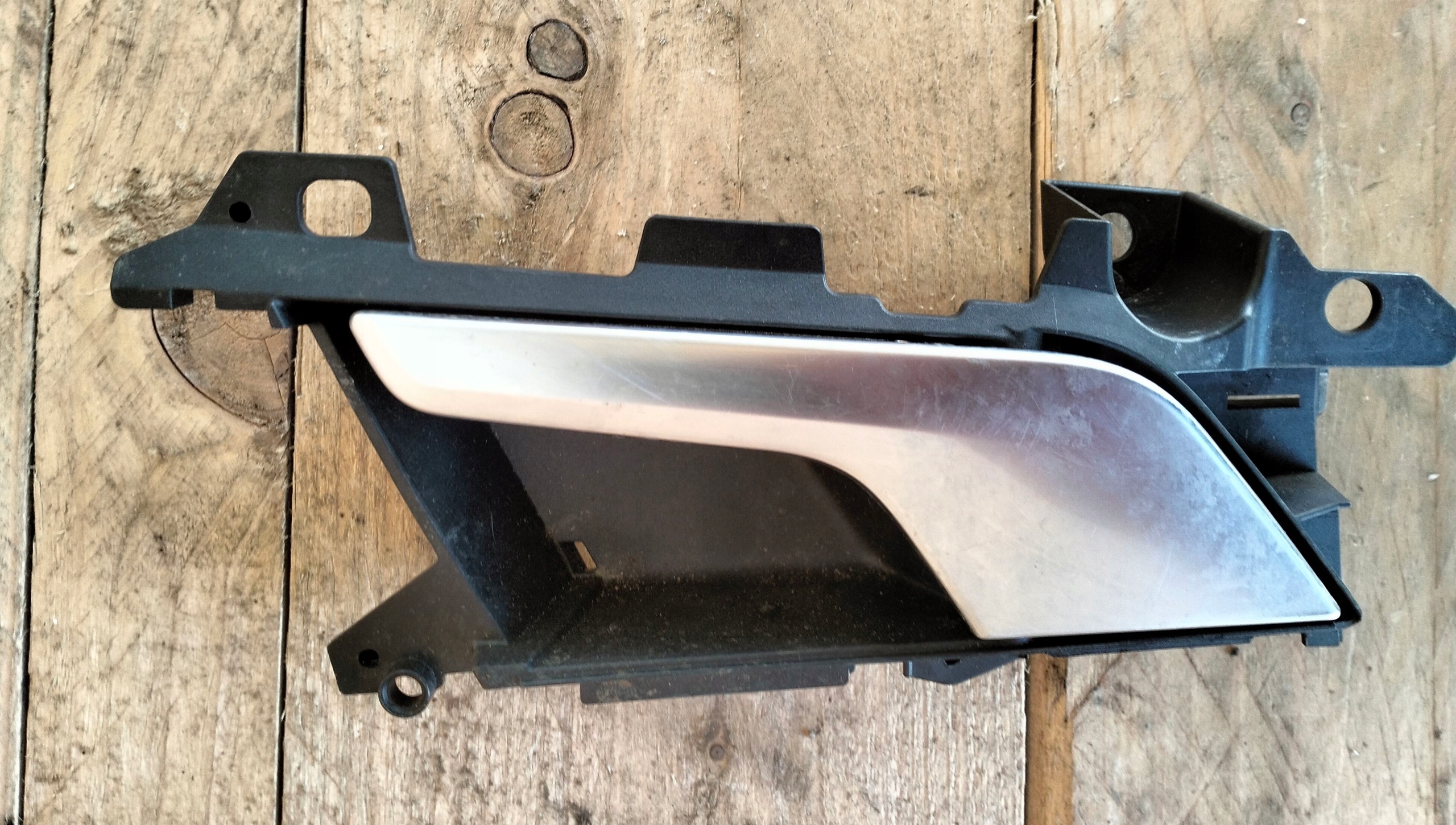 ручка двери внутренняя A4 B9 8W0837019