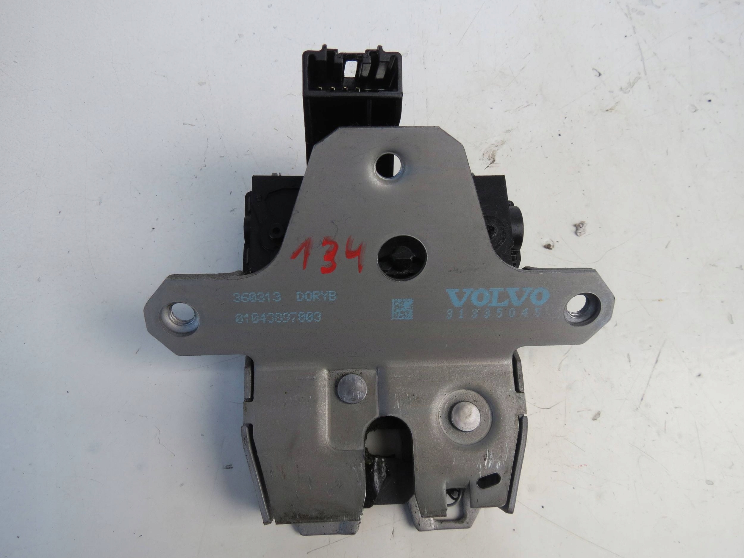 lock bonnet VOLVO S60 II 31335045
