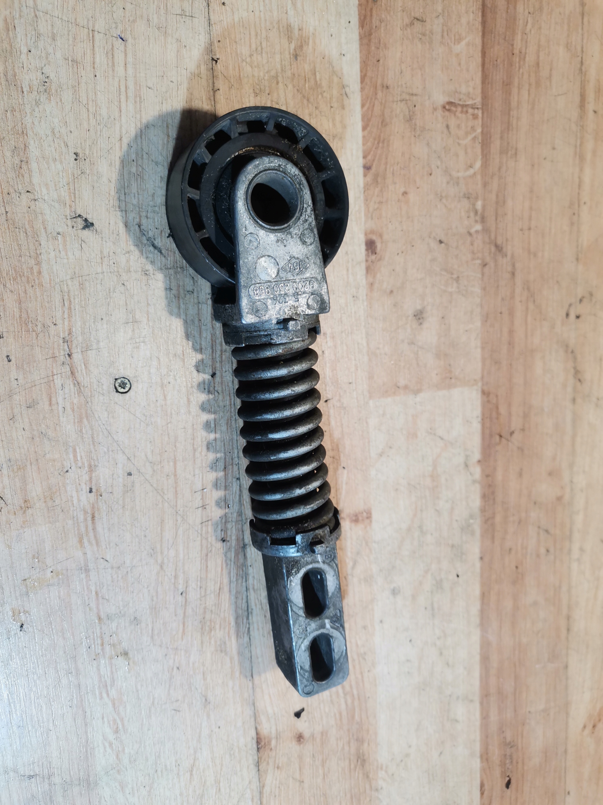 španovákem prislusenstvi RENAULT 1.9 DCI DTI 8200230958