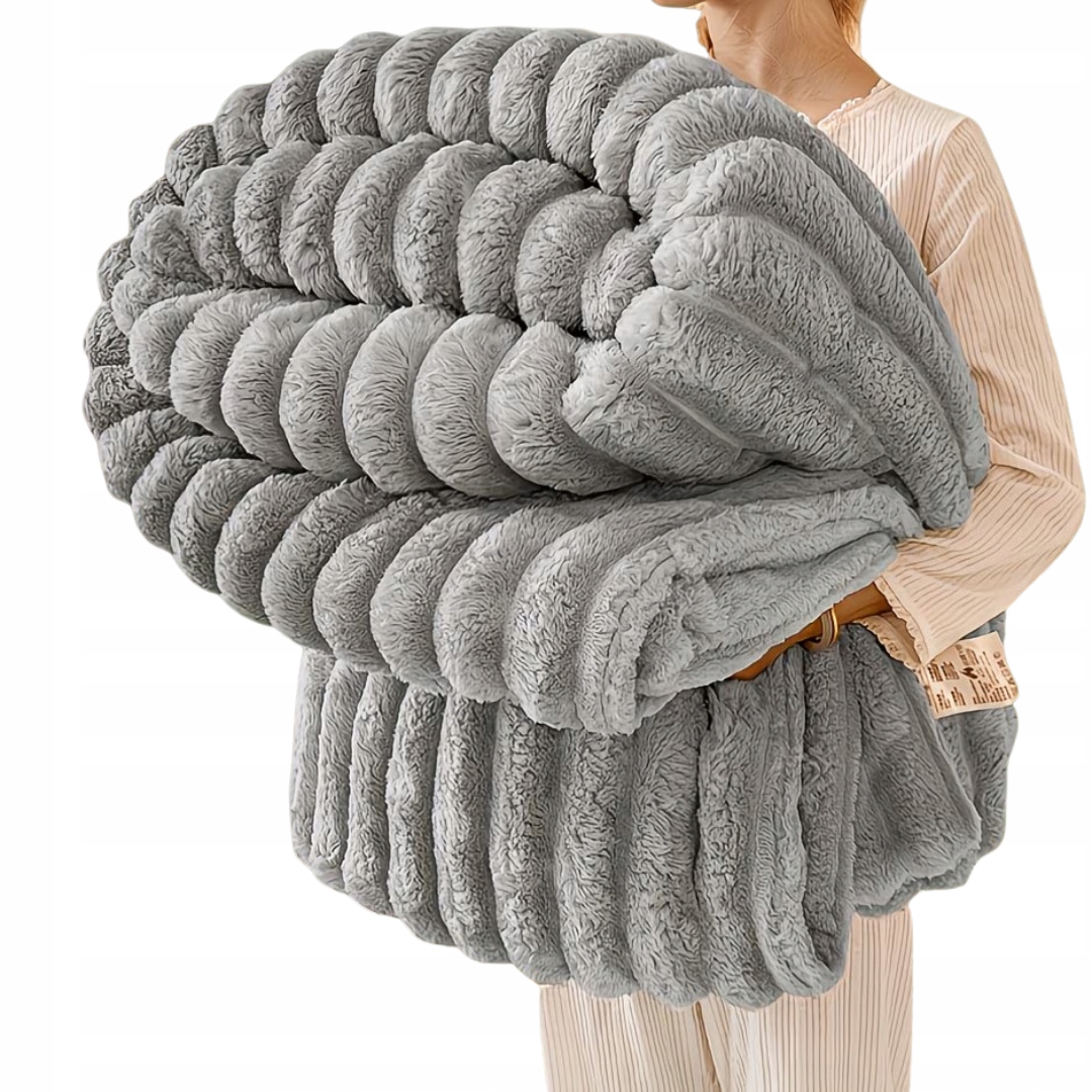Plyšová deka ve stylu králičí kožešiny 200×230 cm Světle šedá Ultra měkká