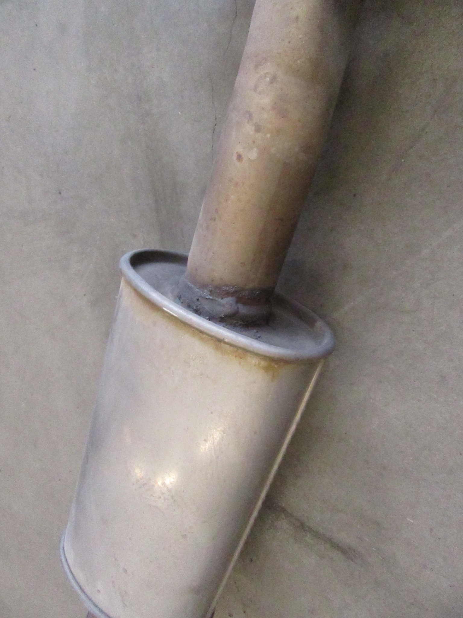 Tlumik mitte BMW 3 e90 e91 1.6 1.8 2.0 N43