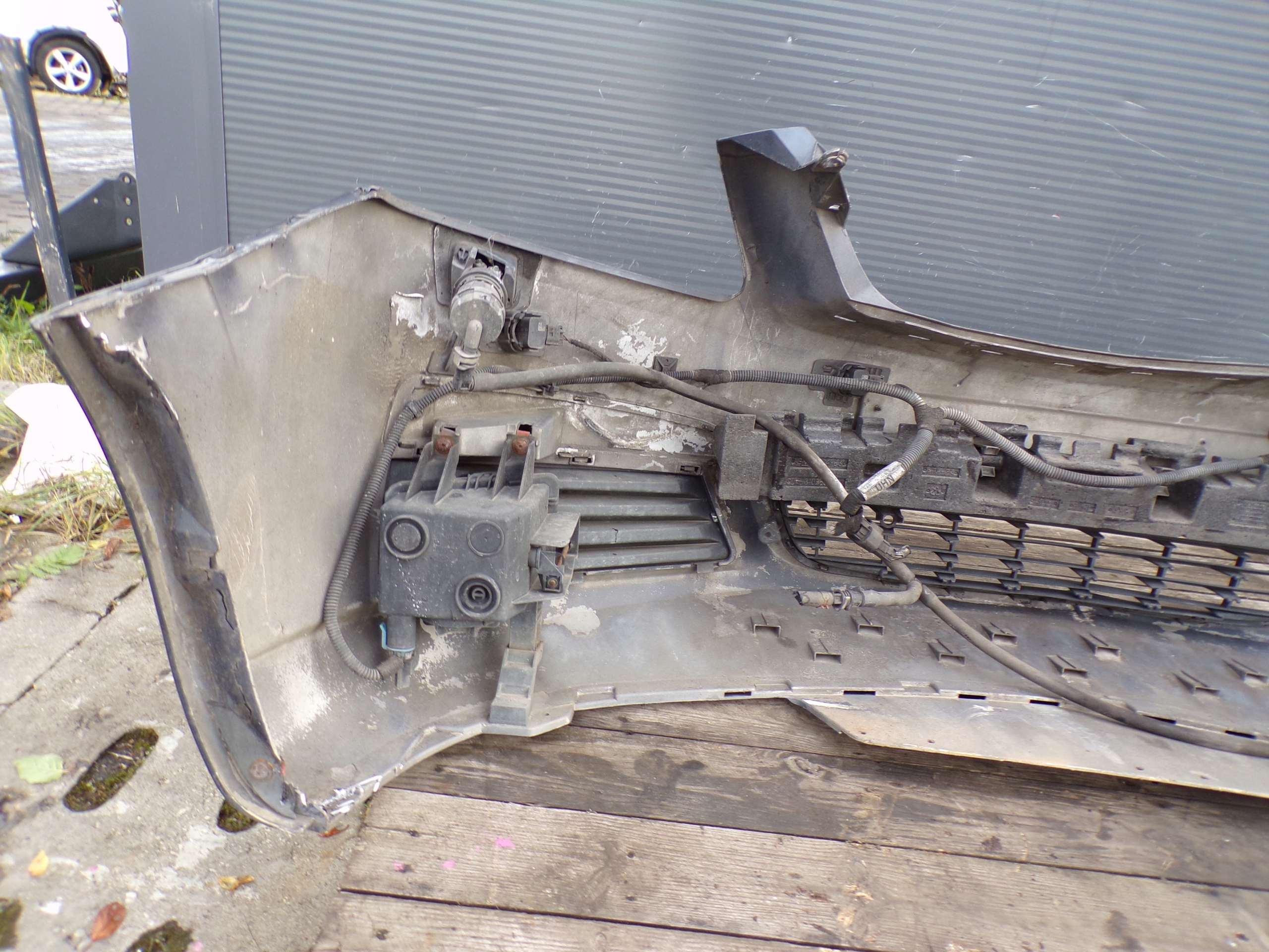 front bumper front OPEL ZAFIRA B washers PDC colour Z168
