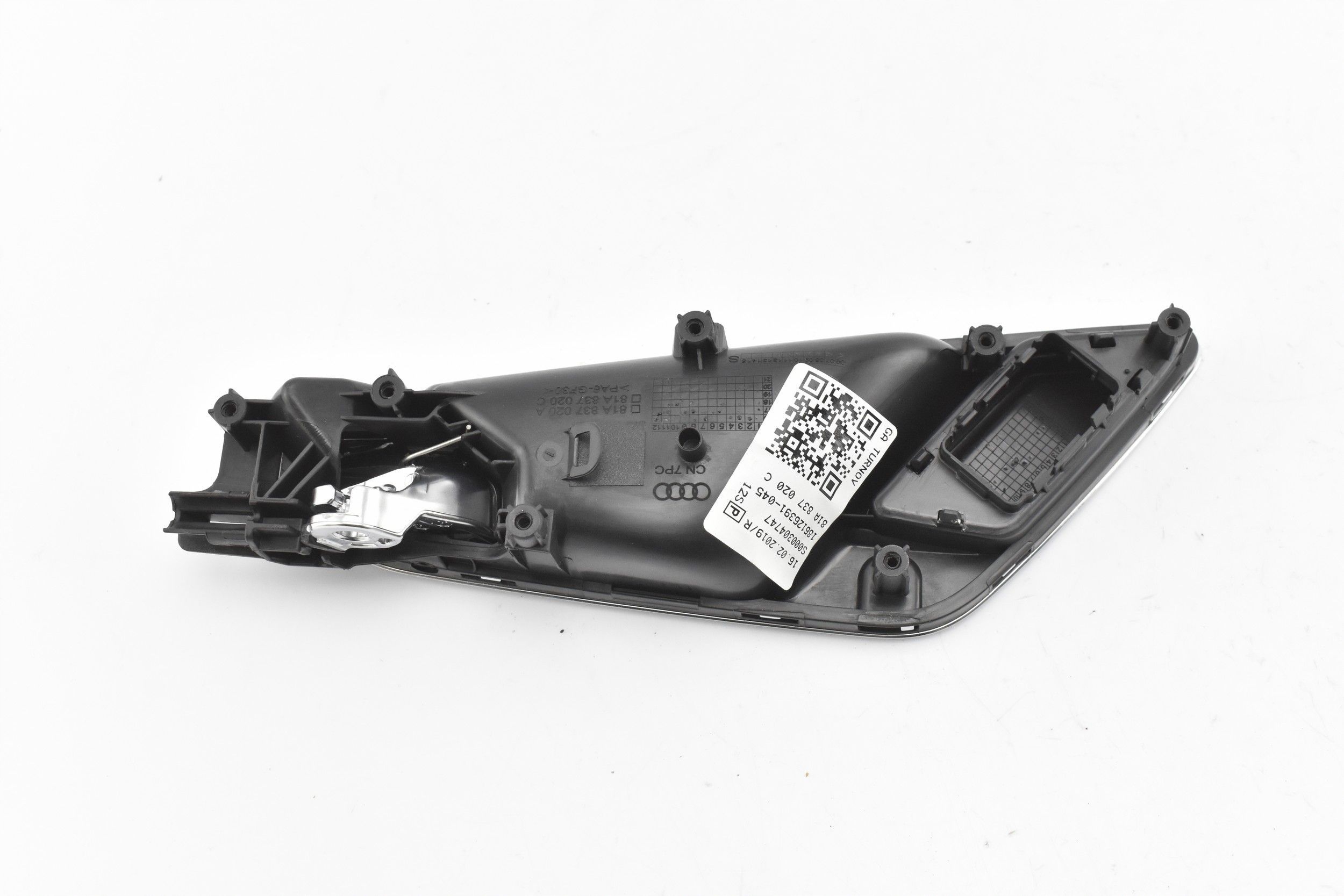 KLAMKA WEWNETRZNA PRAWY TYL PRZOD 81A837020C Q2 Part number 81A837020C