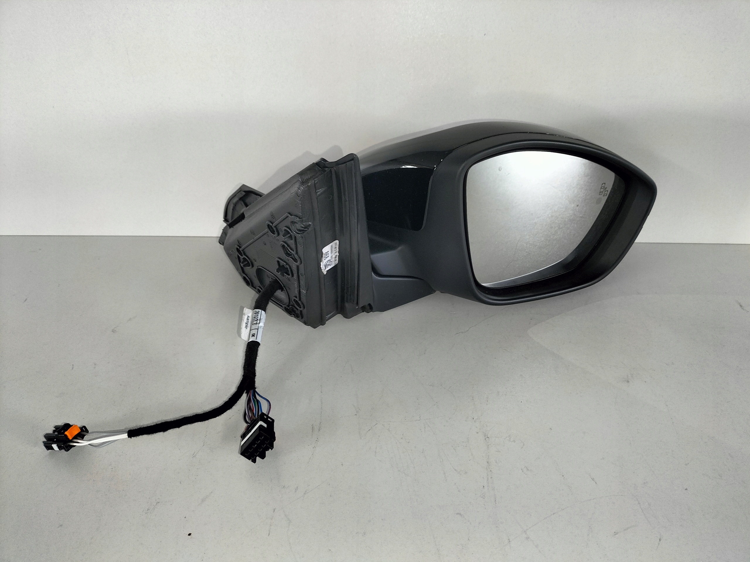 Lusterko prawe elektryczne OPEL MOKKA II 20-