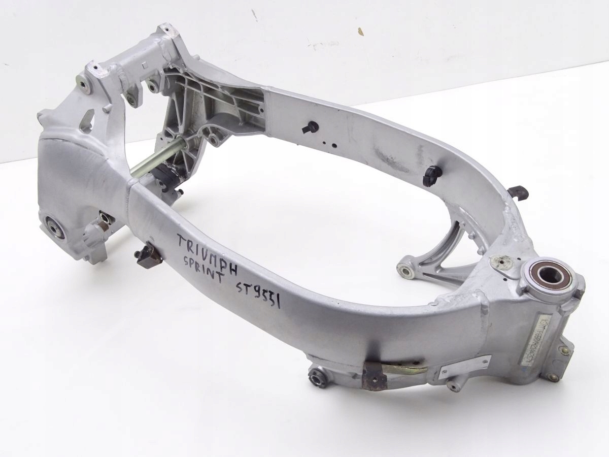 2079561 - Триумф спринт ST 955i 98-04 рама