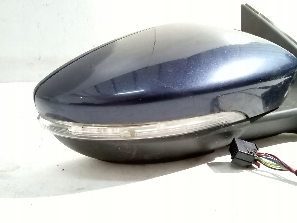 VW Passat B7 mirror right elektr 9 PIN LH5X