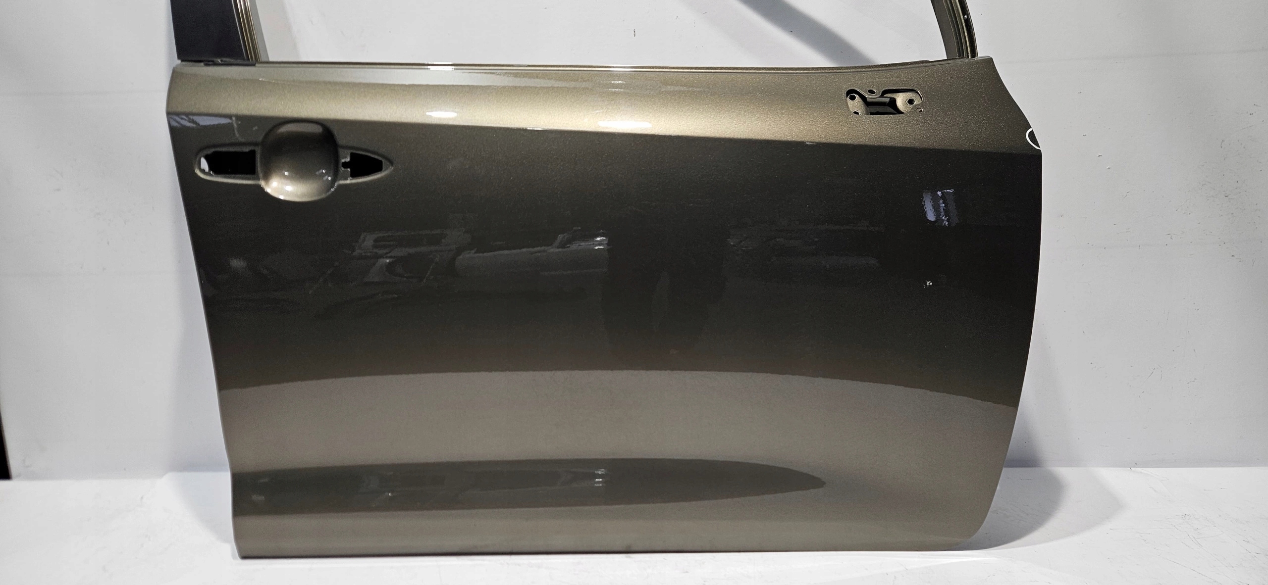 door right front TOYOTA COROLLA E21 18- original