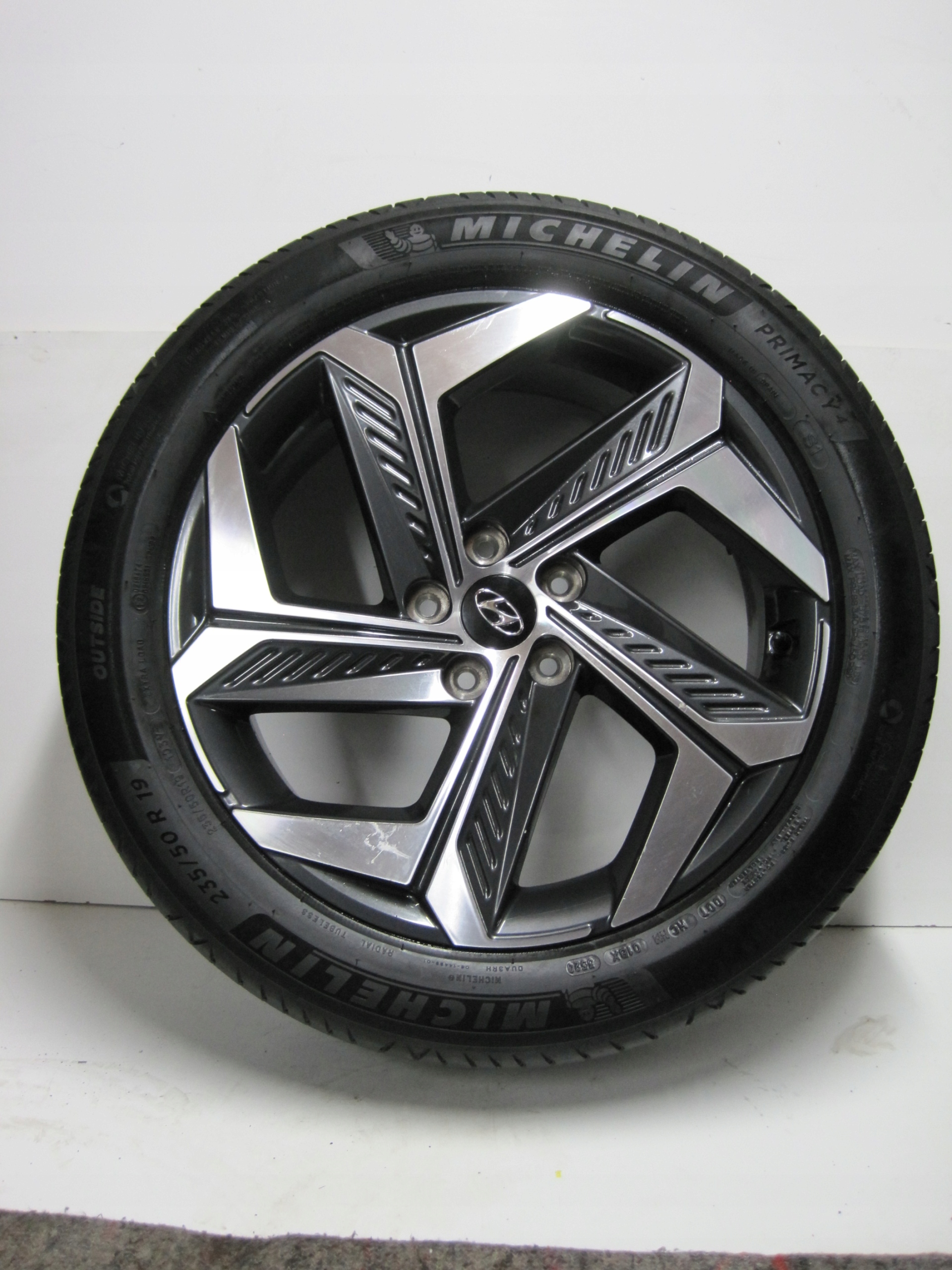wheels discs tyres HYUNDAI TUCSON IV 4 R19