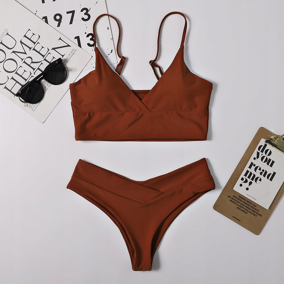 SEXY BIKINI STRÓJ KĄPIELOWY STRINGI WIELE MODELI Cechy dodatkowe regulowane ramiączka wyjmowane wkładki