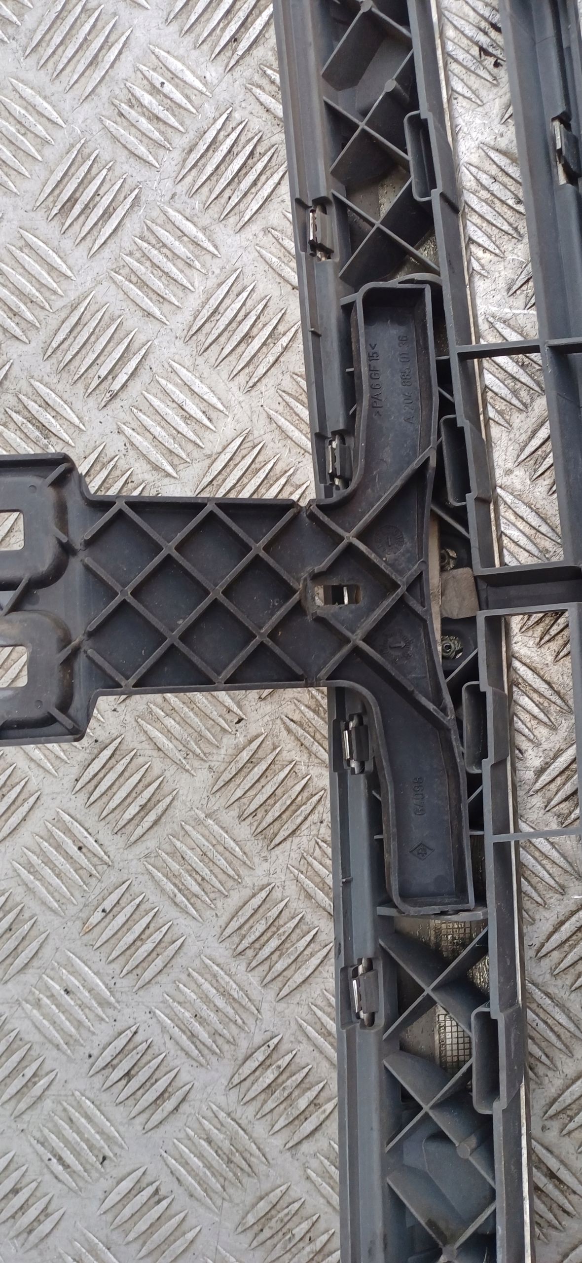 MERCEDES W204 grill grille radiator