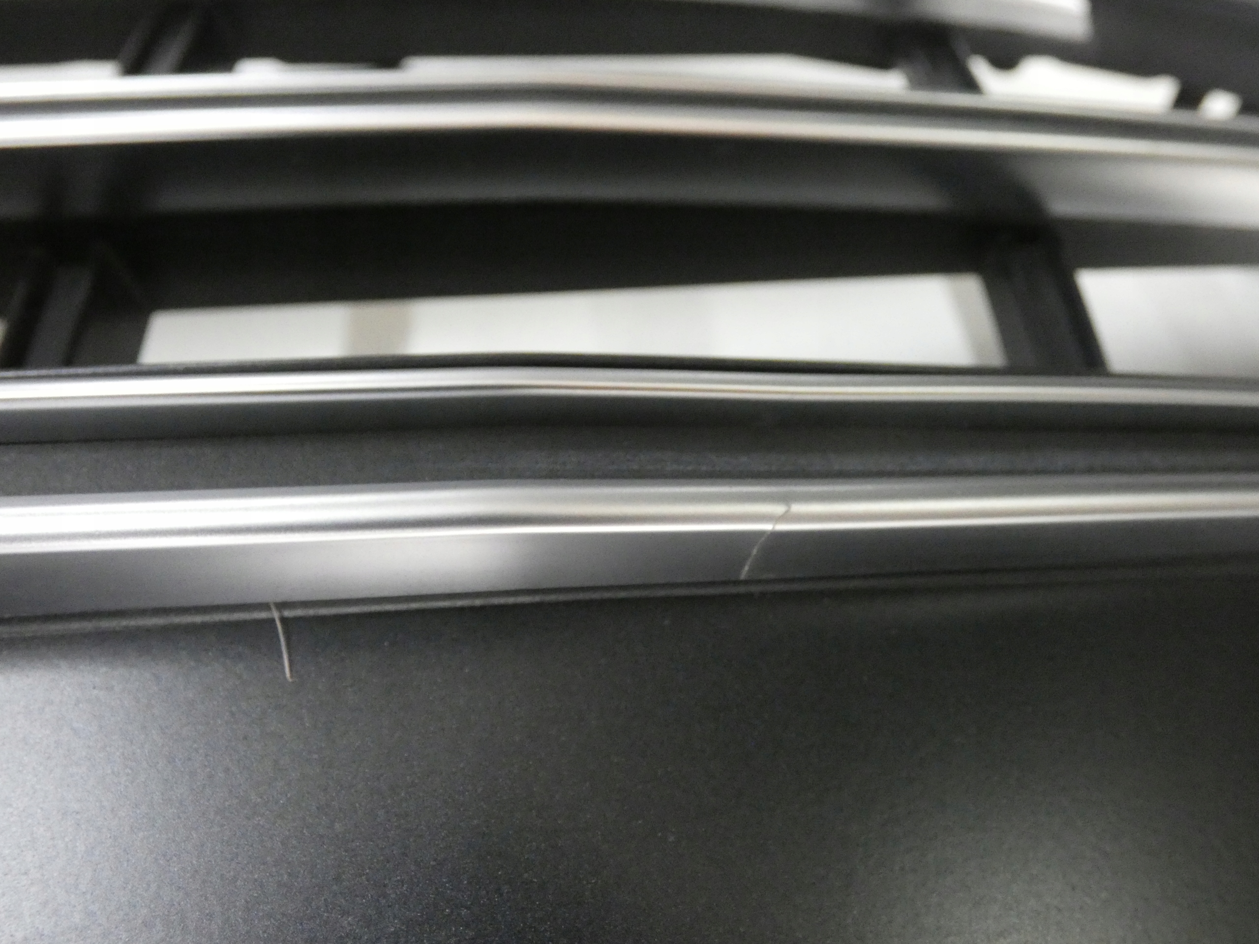 Audi OE 4K0853653D решетка радиатора