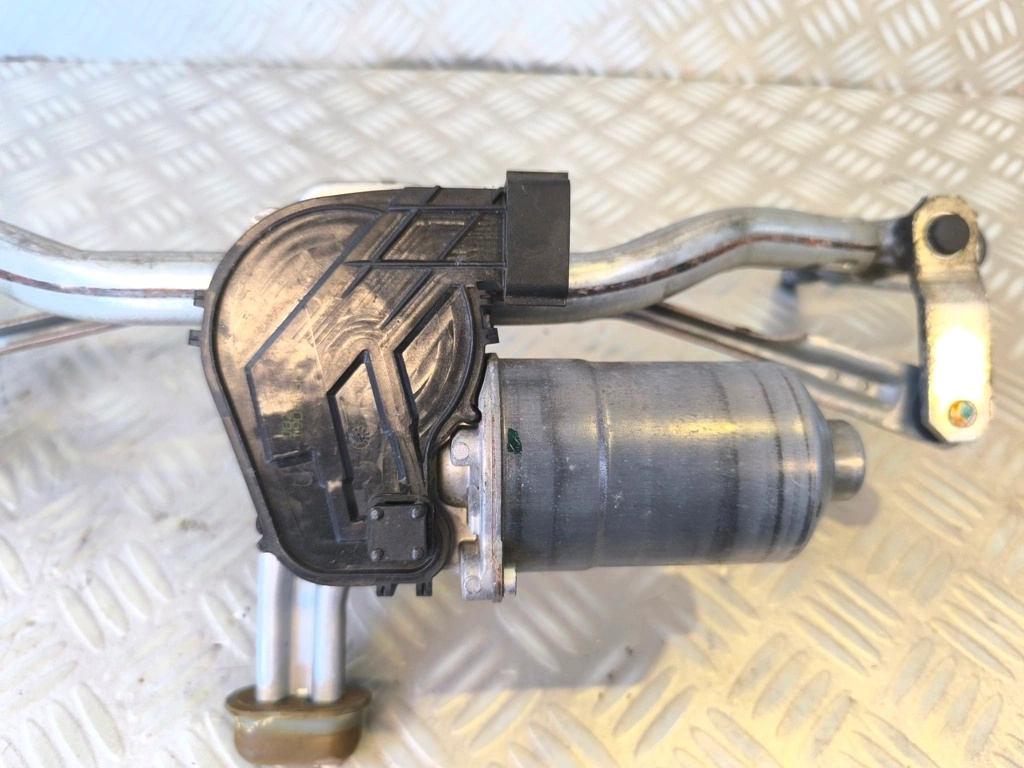 RENAULT TRAFIC III OPEL VIVARO II B MECHANIZM SILNICZEK WYCIERACZEK PRZÓD Typ samochodu Samochody dostawcze Samochody osobowe