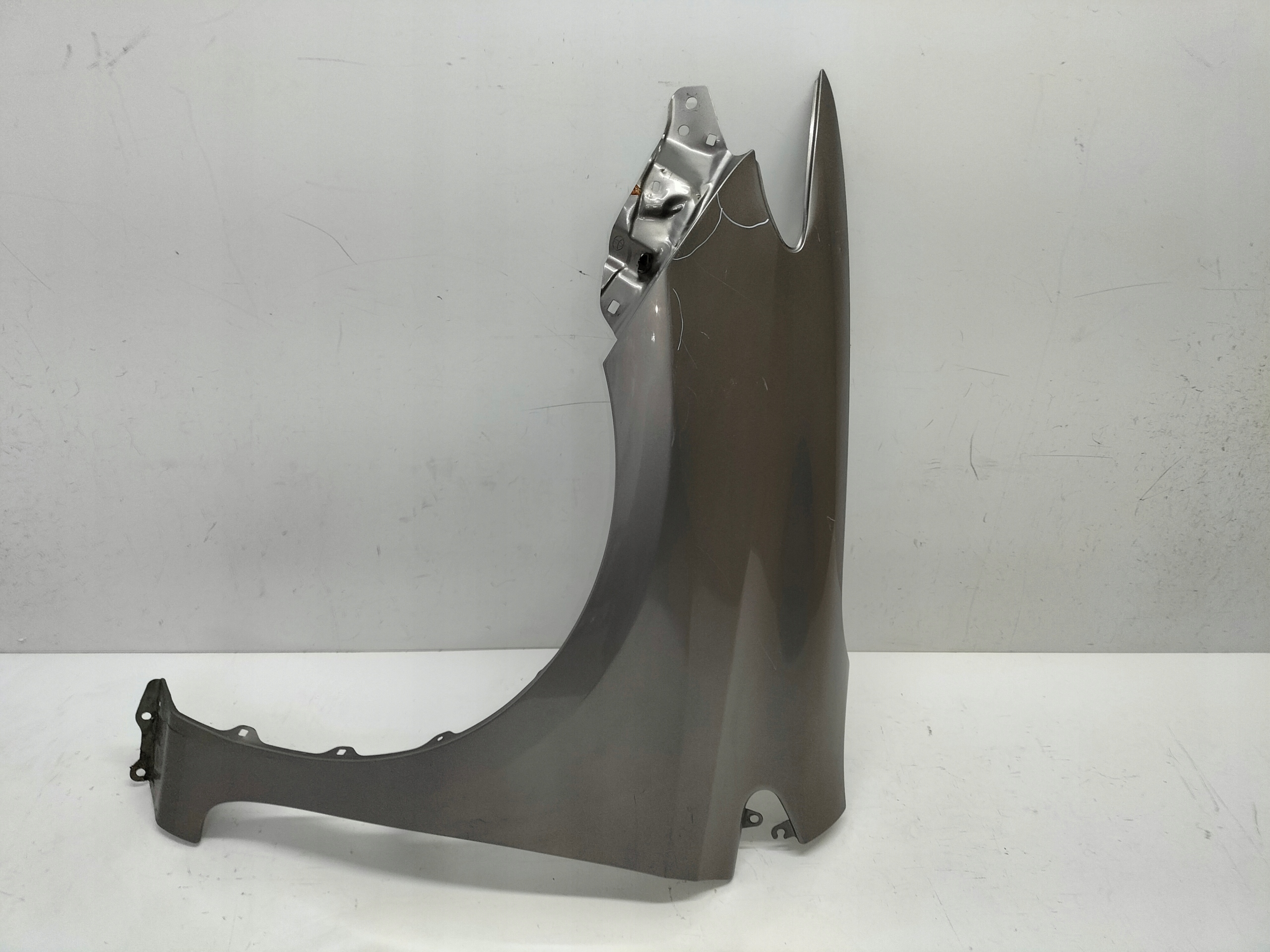 fender front front left TOYOTA AURIS 2 II 13