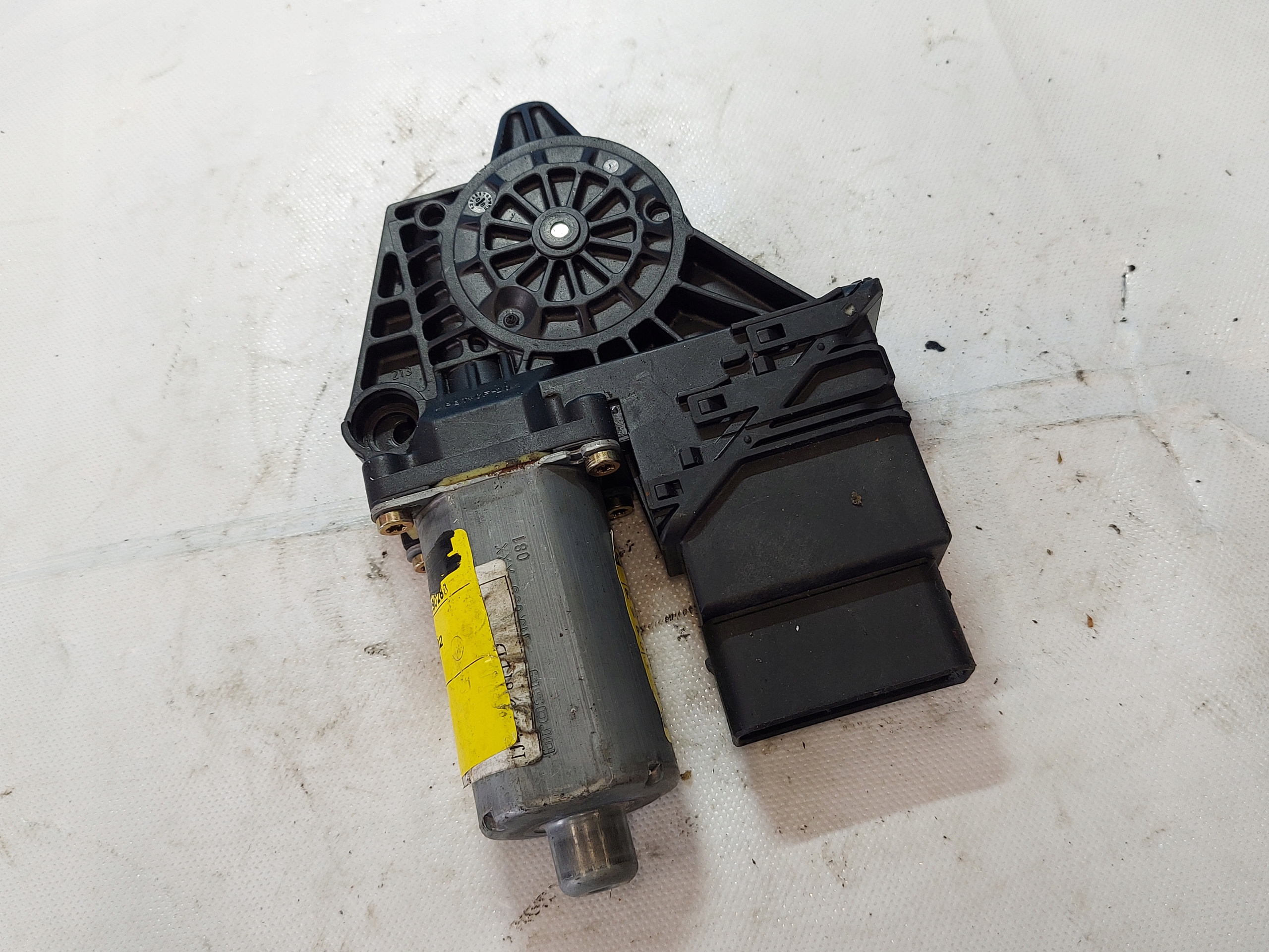 engine lifting windows PASSAT B5 101439203 left rear part