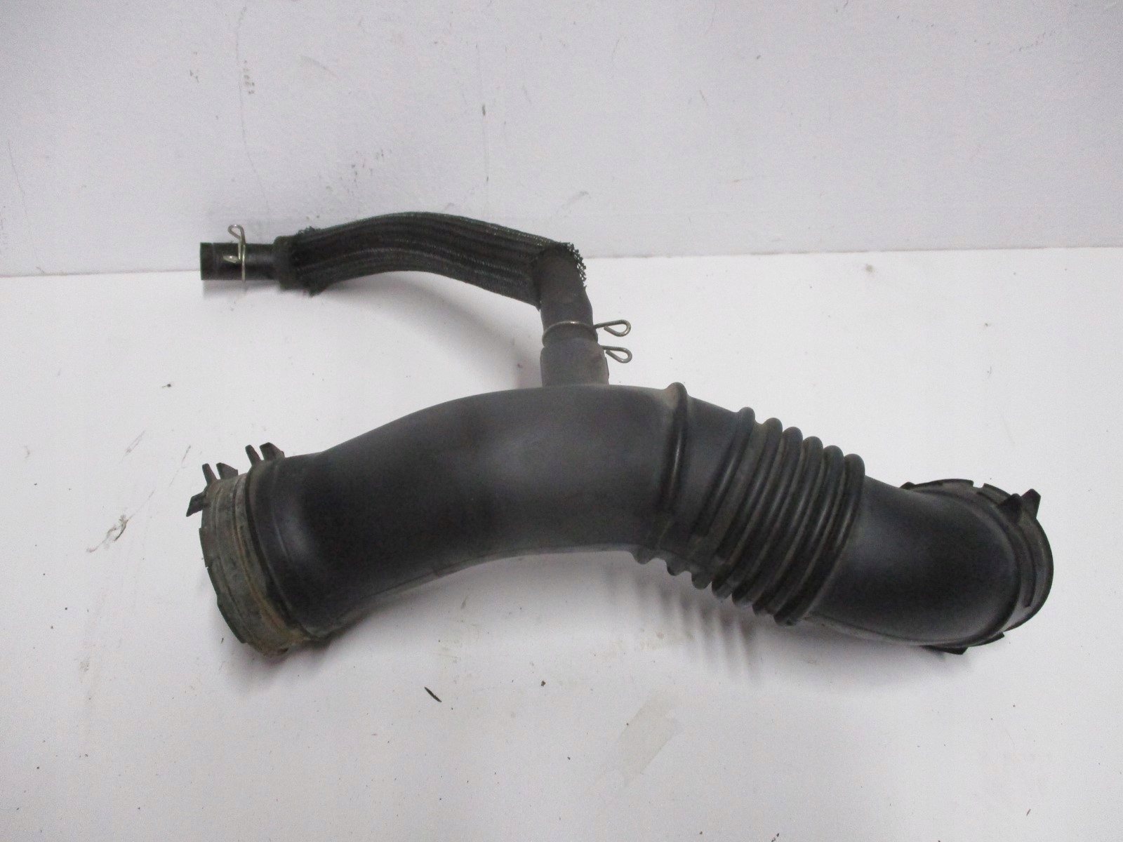 hose pipe TOYOTA COROLLA E21 17880-F2050