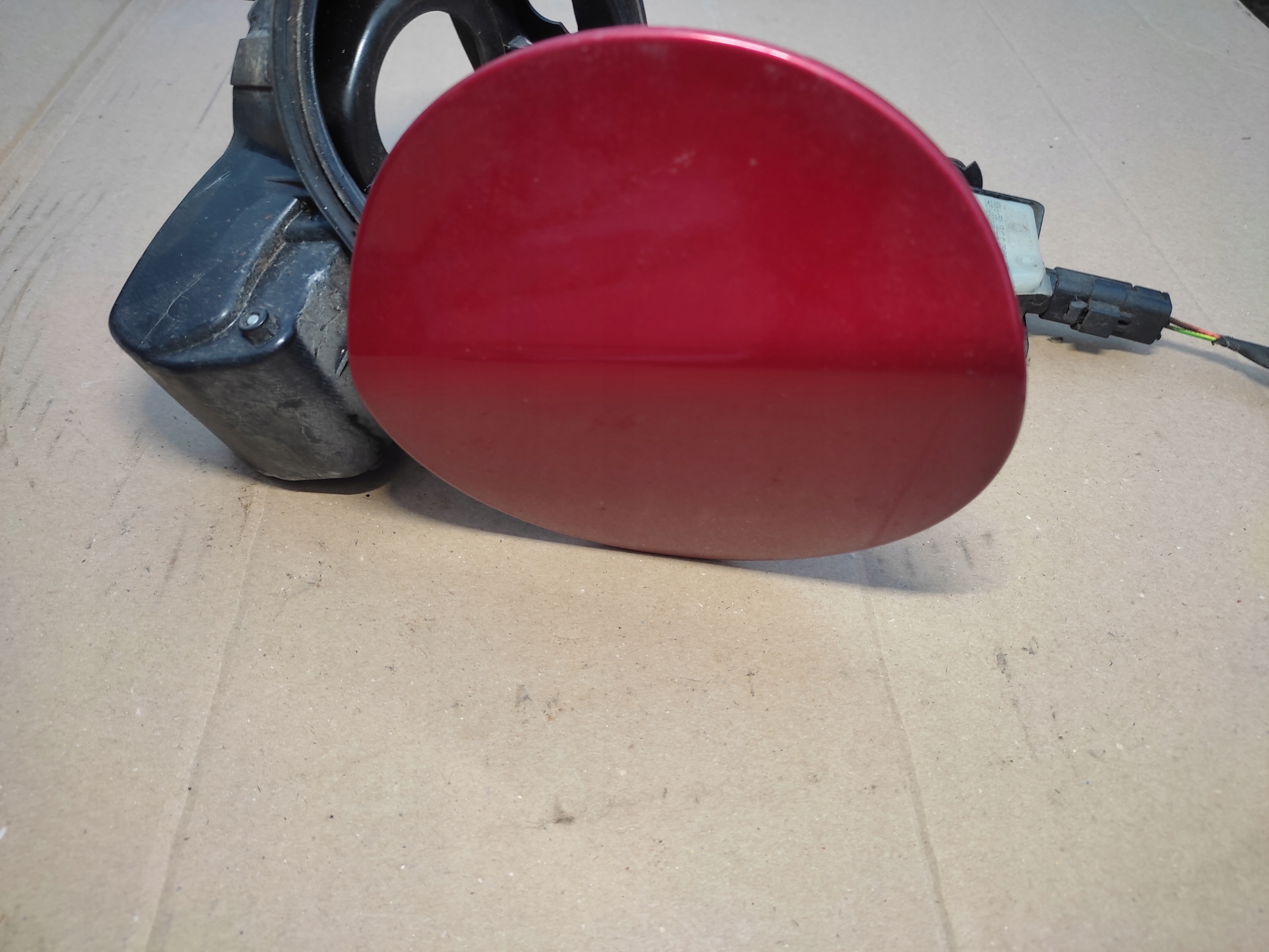 CITROEN C4 II KLAPKA WLEWU PALIWA LKR 9687310880