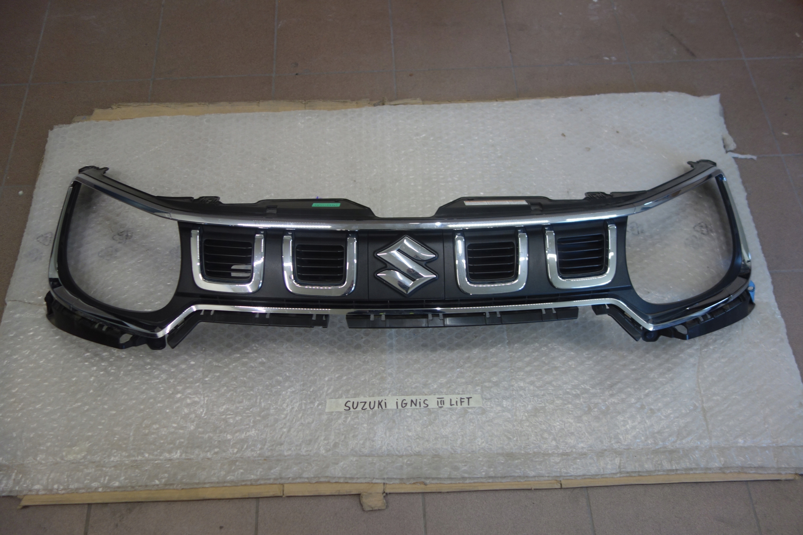 Suzuki Ignis I FH Kühlergrill FRONTGRILL Kühlergitter 7211173S0ORG - Thumbnail 1