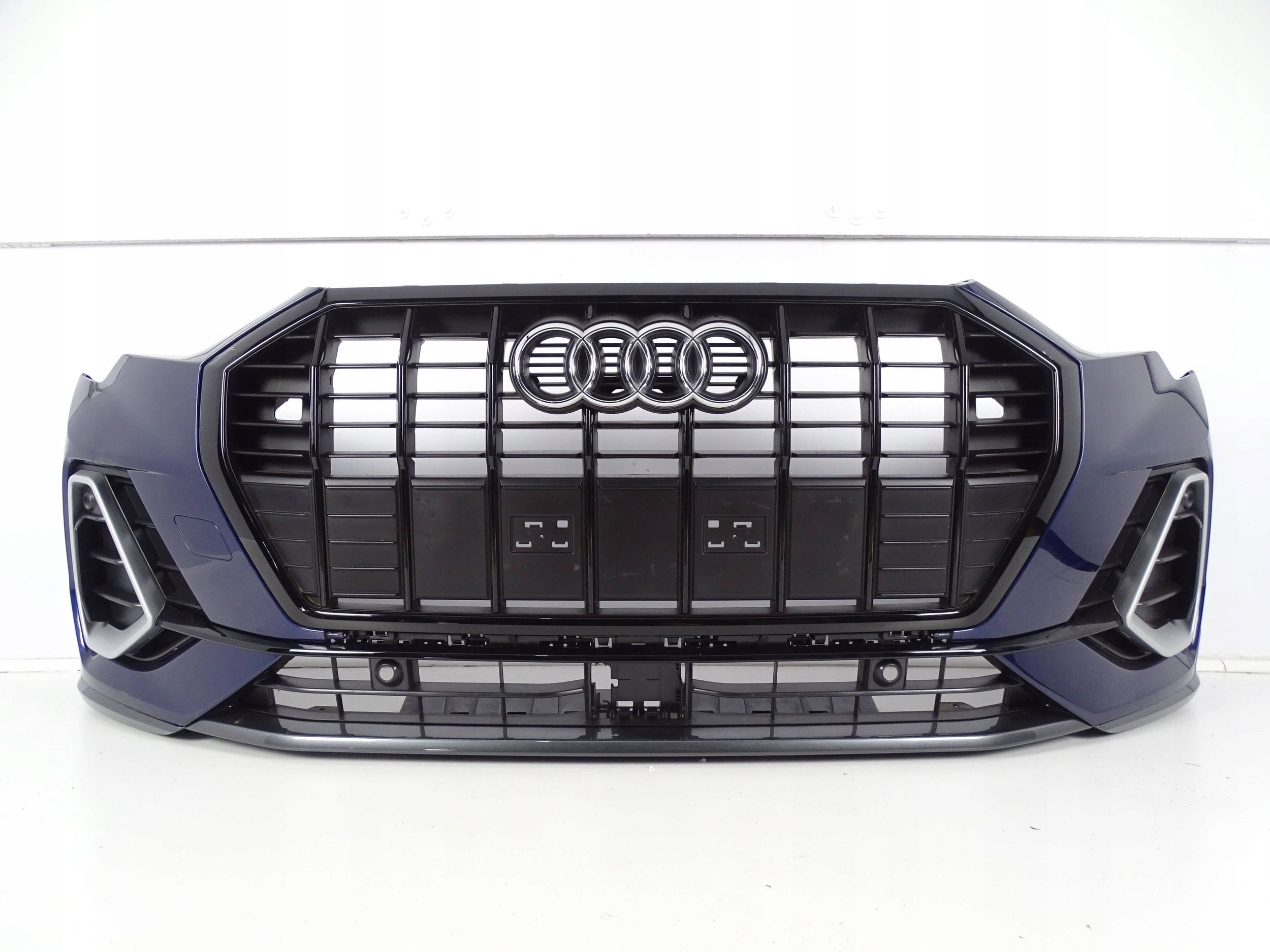 ZDERZAK PRZÓD PRZEDNI AUDI Q3 83A S-LINE