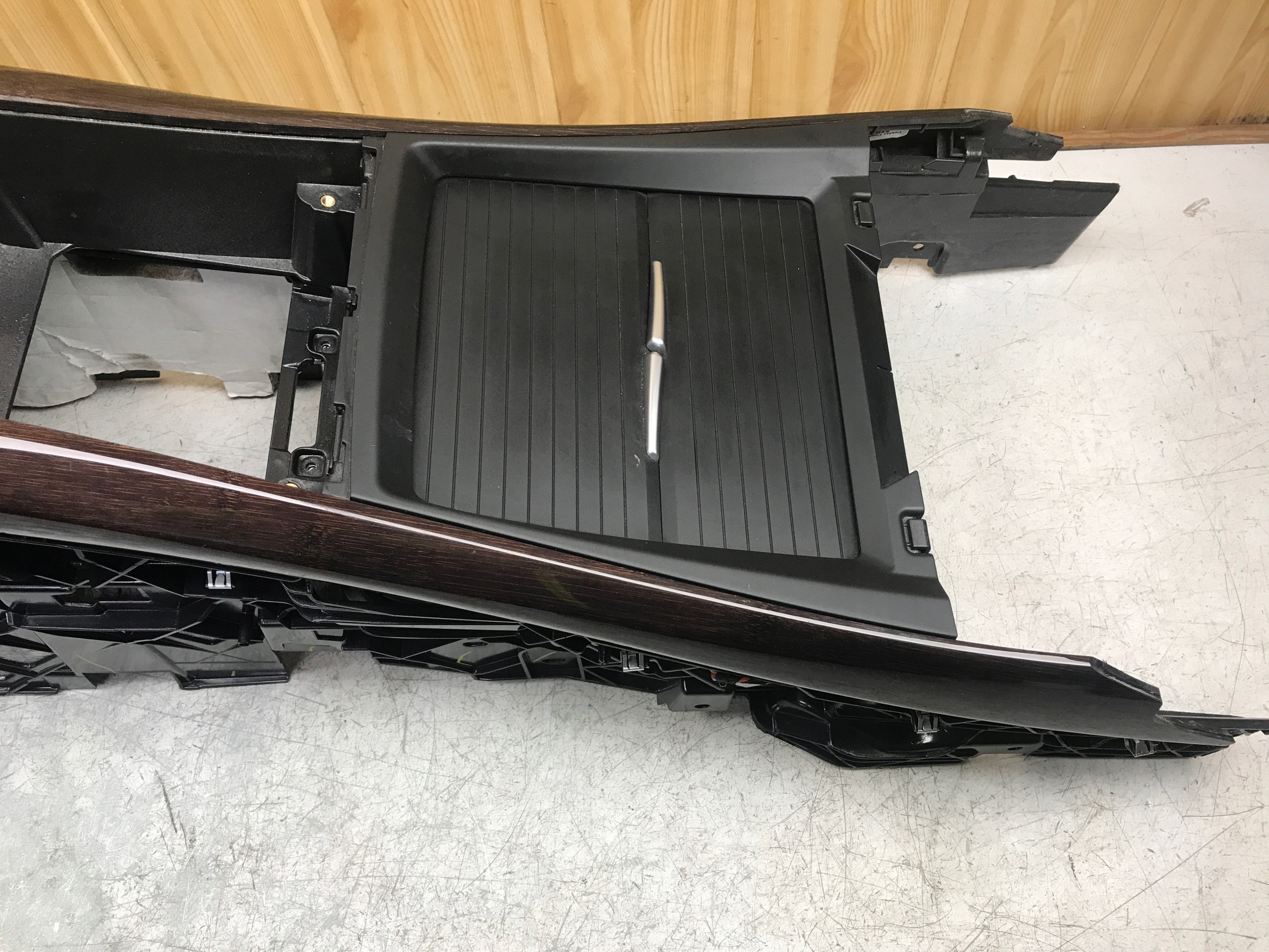 TUNEL central support armrest BMW X5 E70
