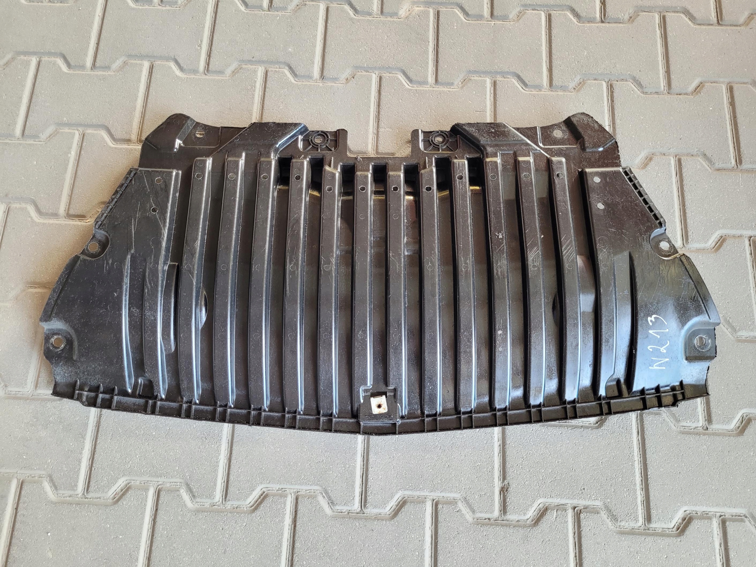 cover below bumper A2135200200 MERCEDES W213 E 220 D 2.0 CDI