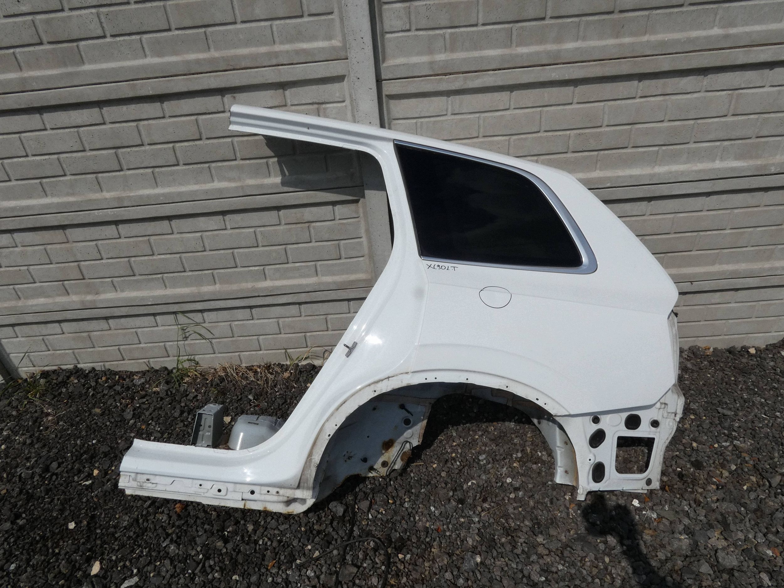 VOLVO XC90 II fender quarter left rear part rear