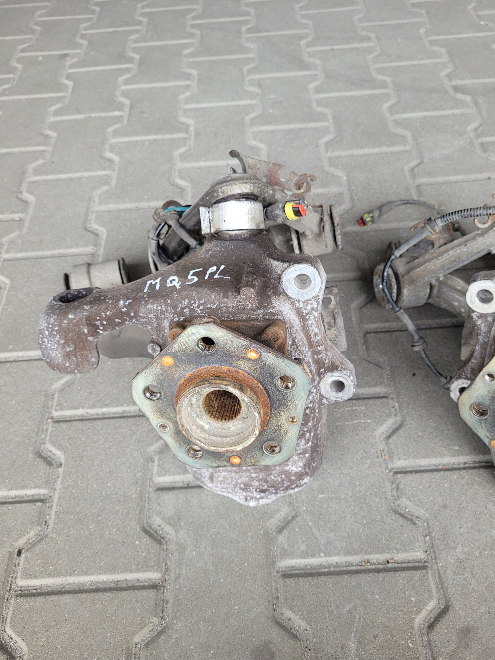swing front front left right MASERATI QUATTROPORTE V 4.2 V8 M139