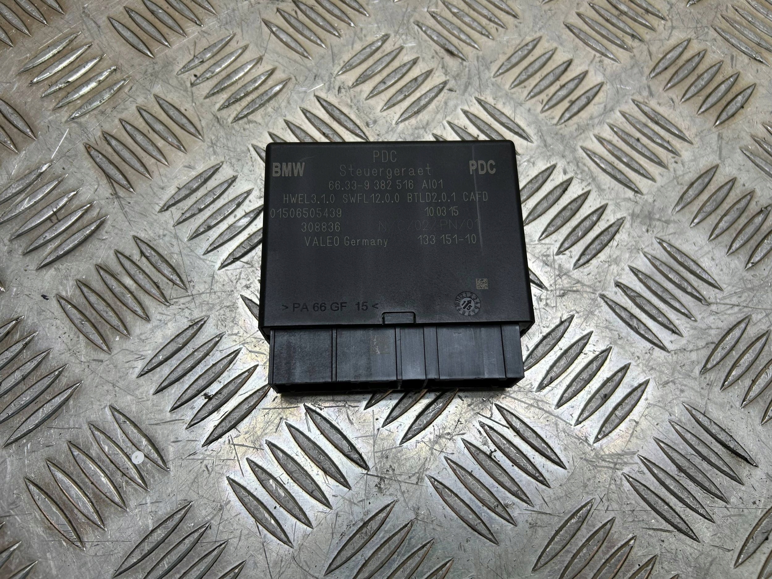 Centralina / modulo parcheggio PDC BMW X5 F15 2015 9382516