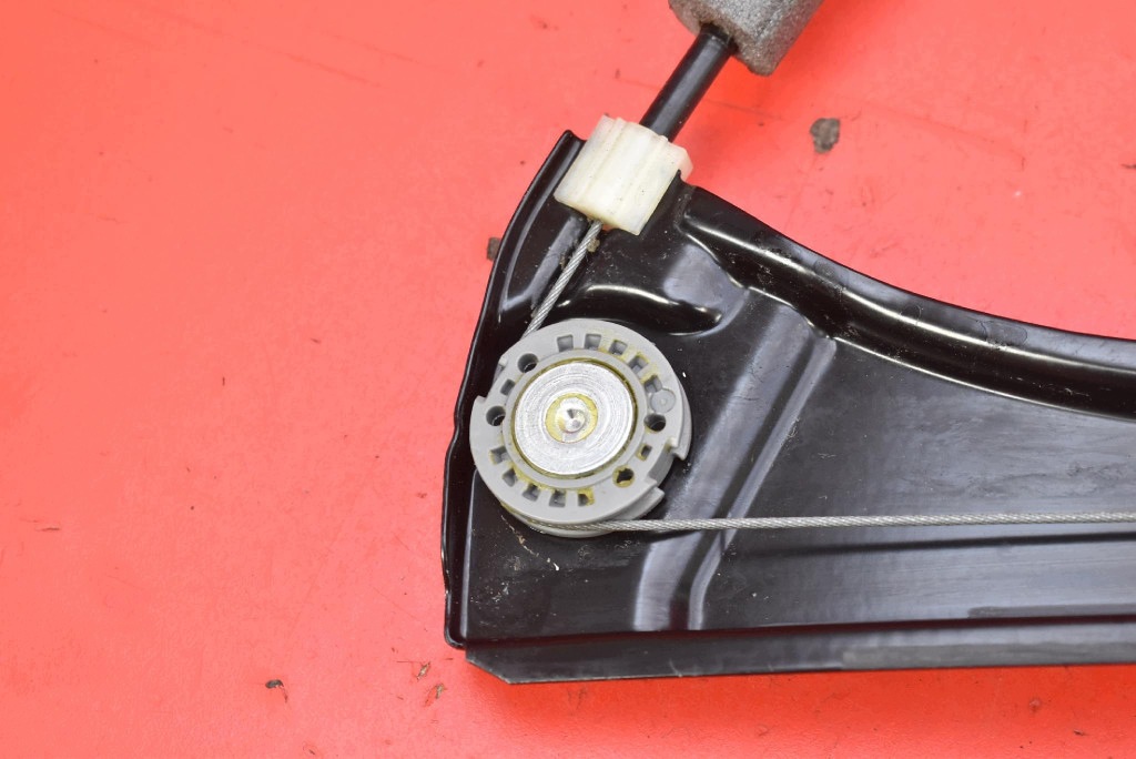 window regulator right front EU 5Q0959802B SKODA SUPERB 3 III 5D HB 15-20