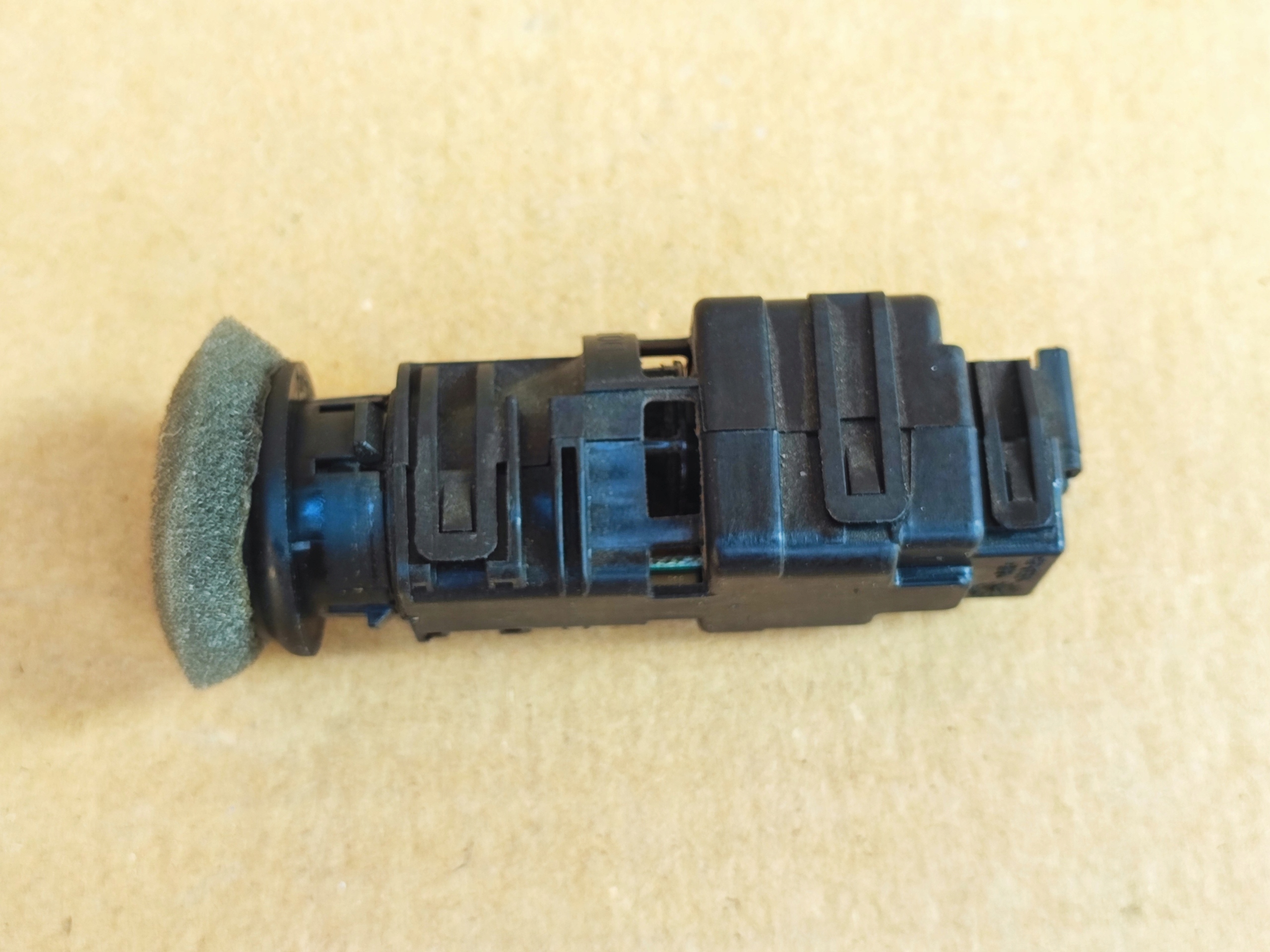 Kuga MK2 2.0 TDCI czujnik temperatury wewnętrznej Typ samochodu 4x4/SUV Samochody osobowe