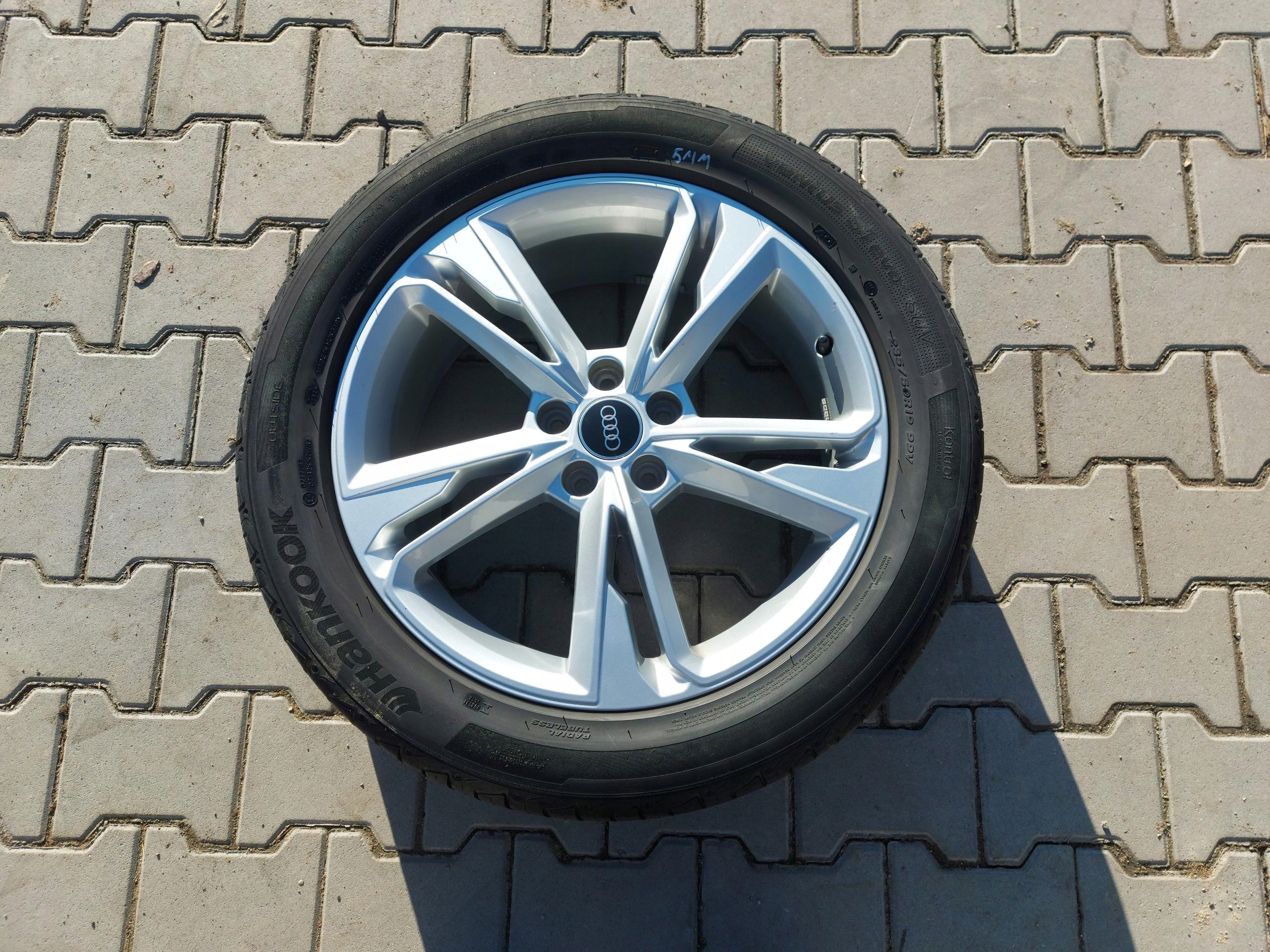 Audi Q3 83A SPORTBACK wheels discs aluminium 235/50/19 83a601025m