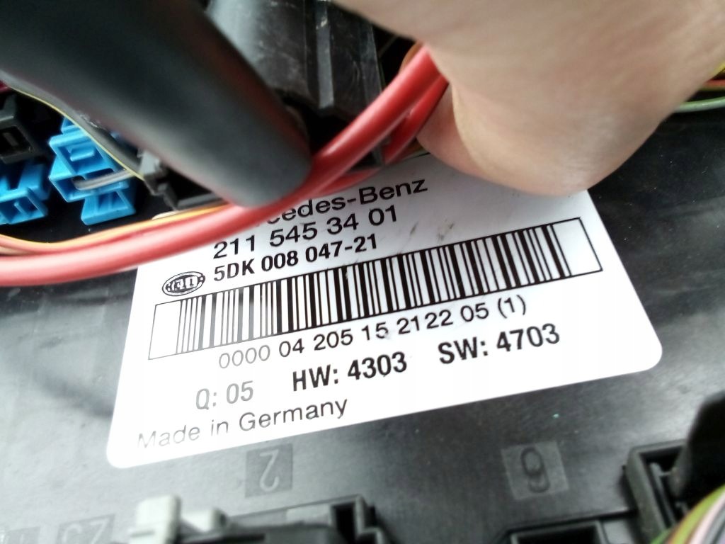 Mercedes E class W211 module control unit SAM 2115453401