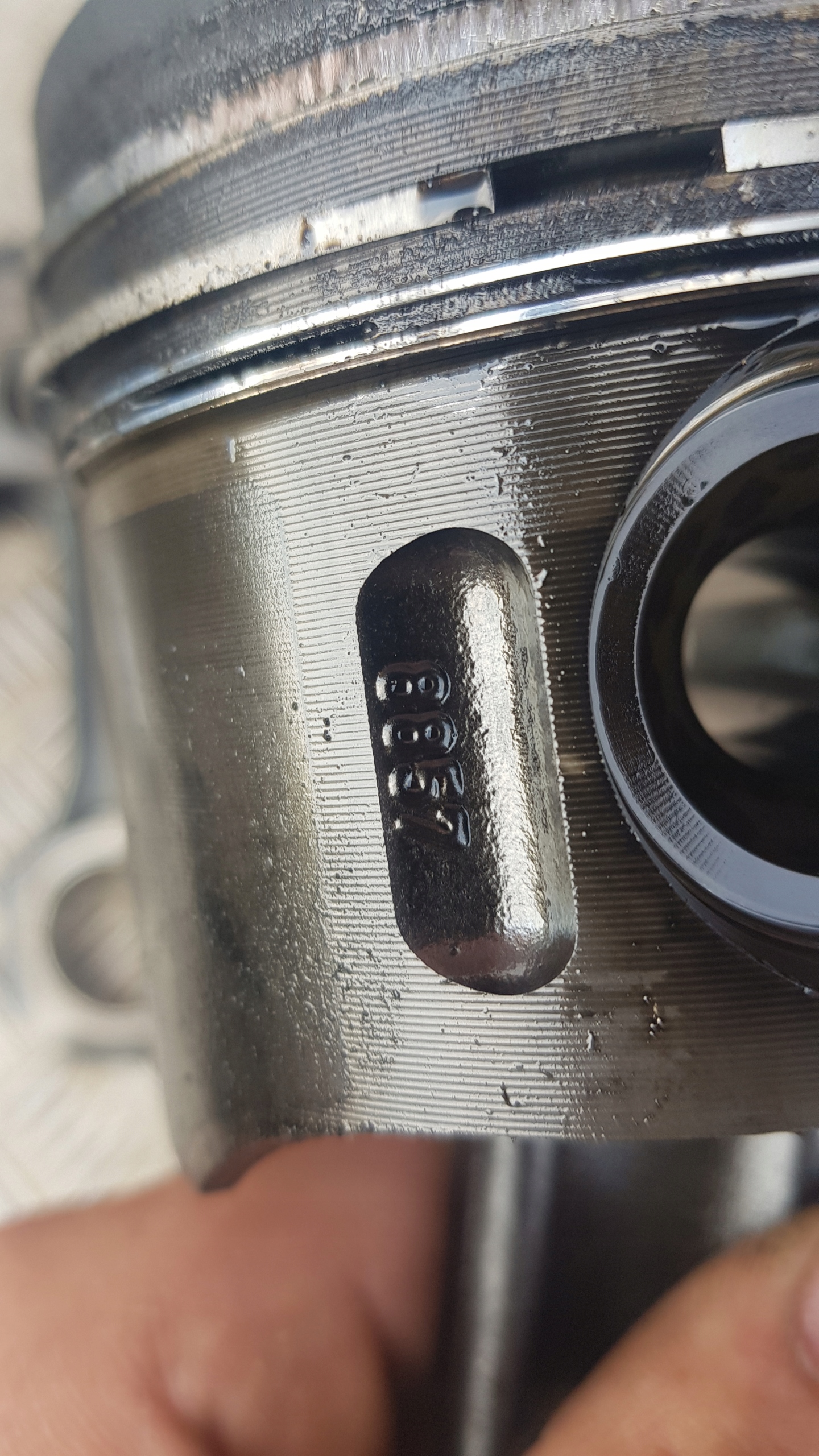 MERCEDES W211 2.2 CDI piston connecting rod 8857