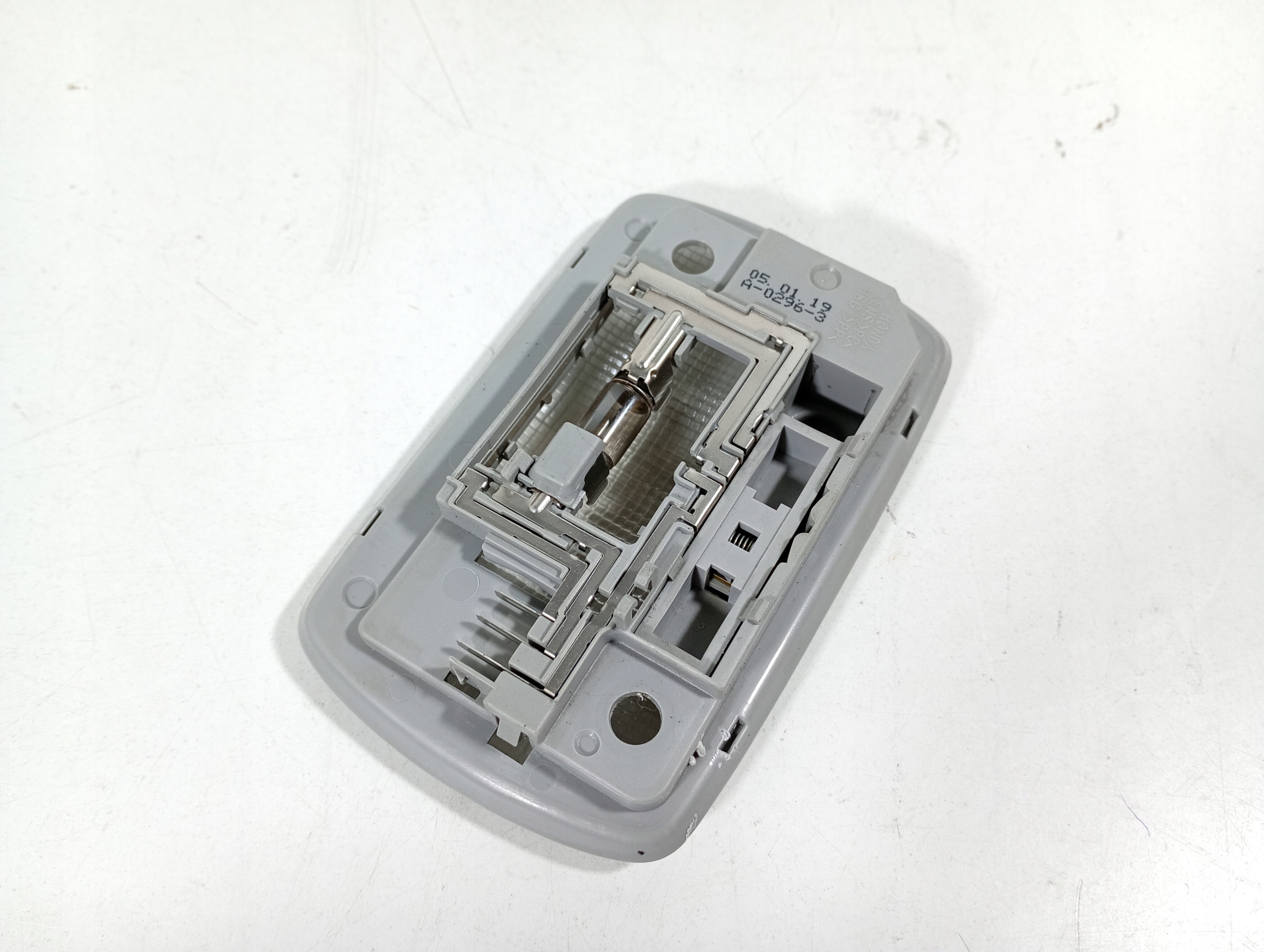 Honda FR-V FRV 05-09 OSWIETLENIE cabs light inner